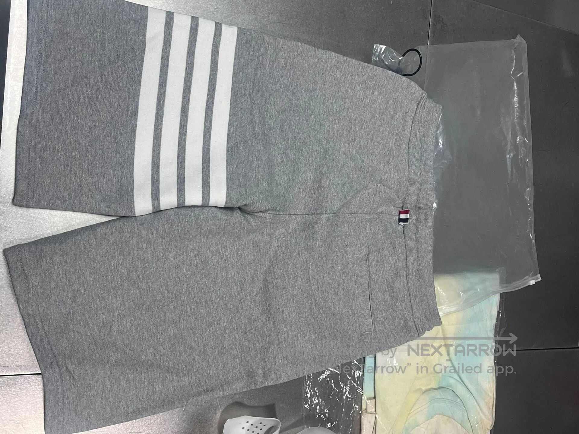 Thom Browne Thom Browne Gray Shorts Size 2. Size US 26 / EU 42 - 7 Thumbnail