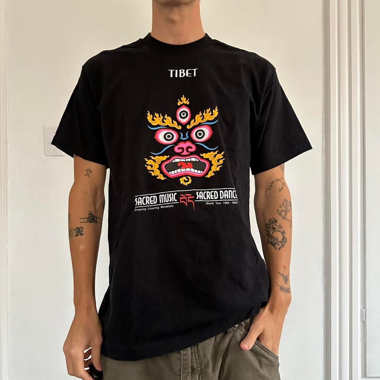 Vintage Rare Vintage 90s Tibet Sacred Music Dance Freedom Tour Shirt Size US L / EU 52-54 / 3 - 6 Thumbnail