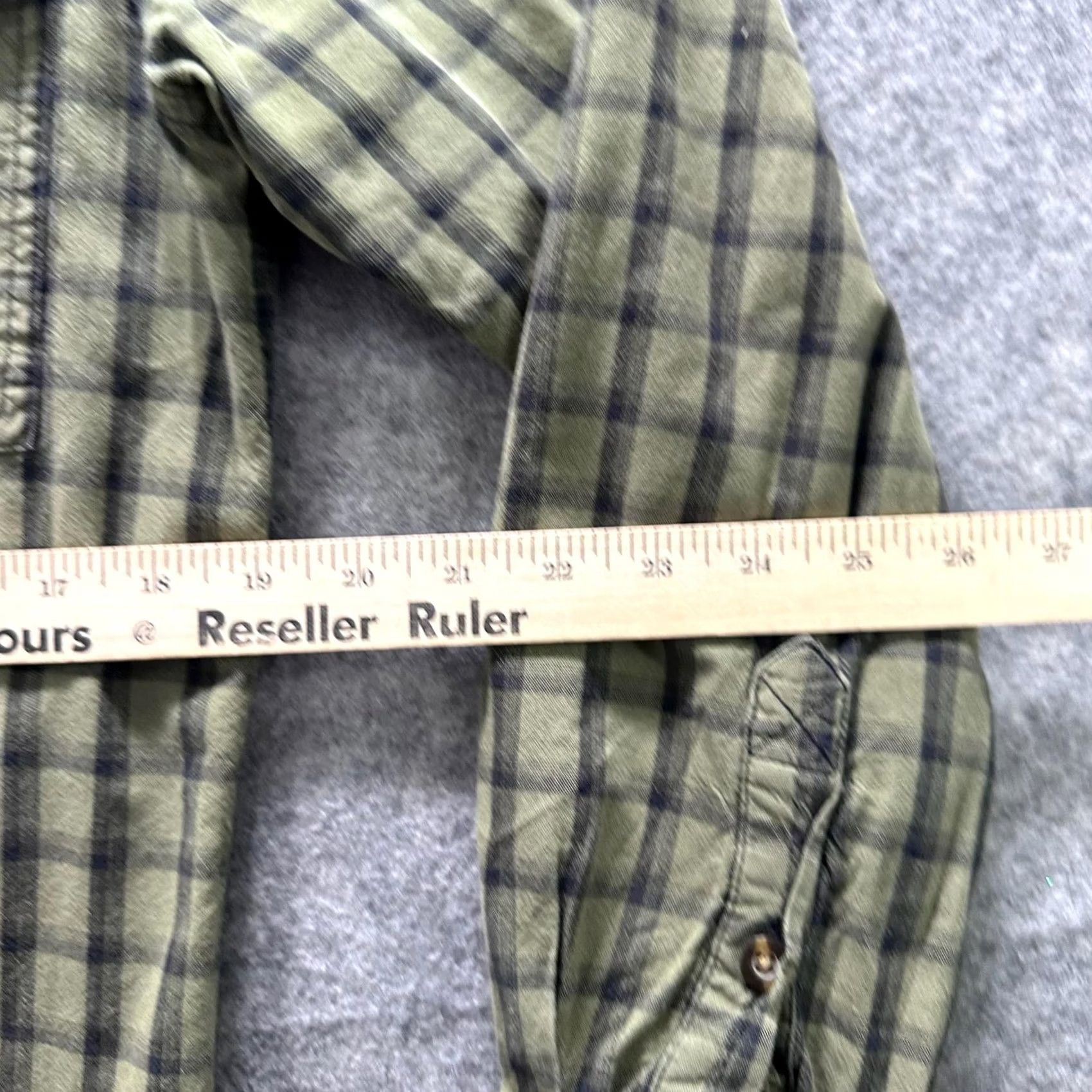 Carhartt Carhartt Shirt Mens S Green Flannel Long Sleeve Button-Up Workwear Plaid Pocketed Size US S / EU 44-46 / 1 - 6 Thumbnail