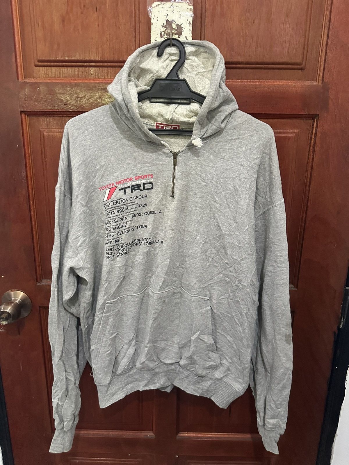 Vintage Vintage Toyota TRD Motorsports Grey Hoodie Size US L / EU 52-54 / 3 - 1 Thumbnail