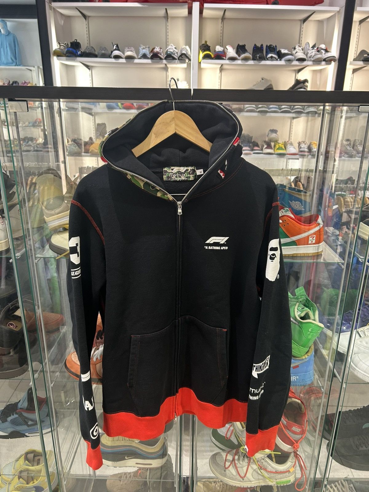 Bape Bape x F1 shark hoodie full zip black Size US XL / EU 56 / 4 - 1 Thumbnail
