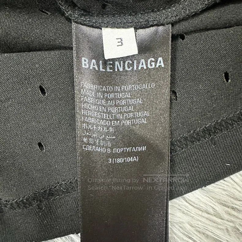 Balenciaga Balenciaga SS22 Cutout Crew Neck T. Size US M / EU 48-50 / 2 - 4 Thumbnail