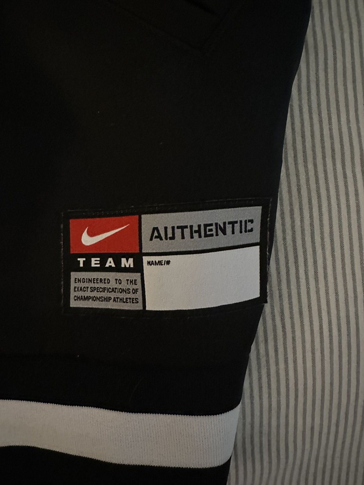 Nike SB Nike SB bomber varsity letterman jacket Size US XL / EU 56 / 4 - 3 Thumbnail