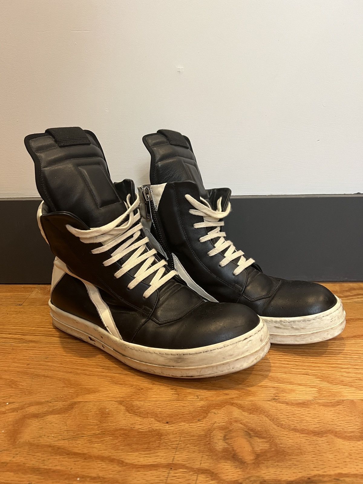 Rick Owens Rick Owens Geobasket Milk/Black Size 42 | Grailed