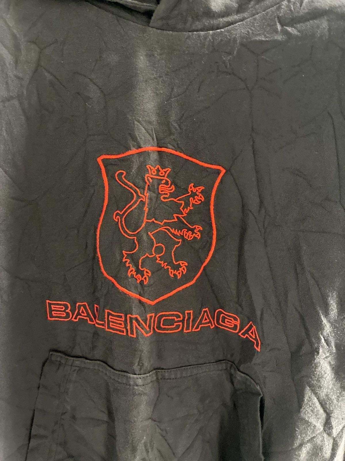 Balenciaga BALENCIAGA Berlin Crumpled Hoodie Size US S / EU 44-46 / 1 - 5 Thumbnail
