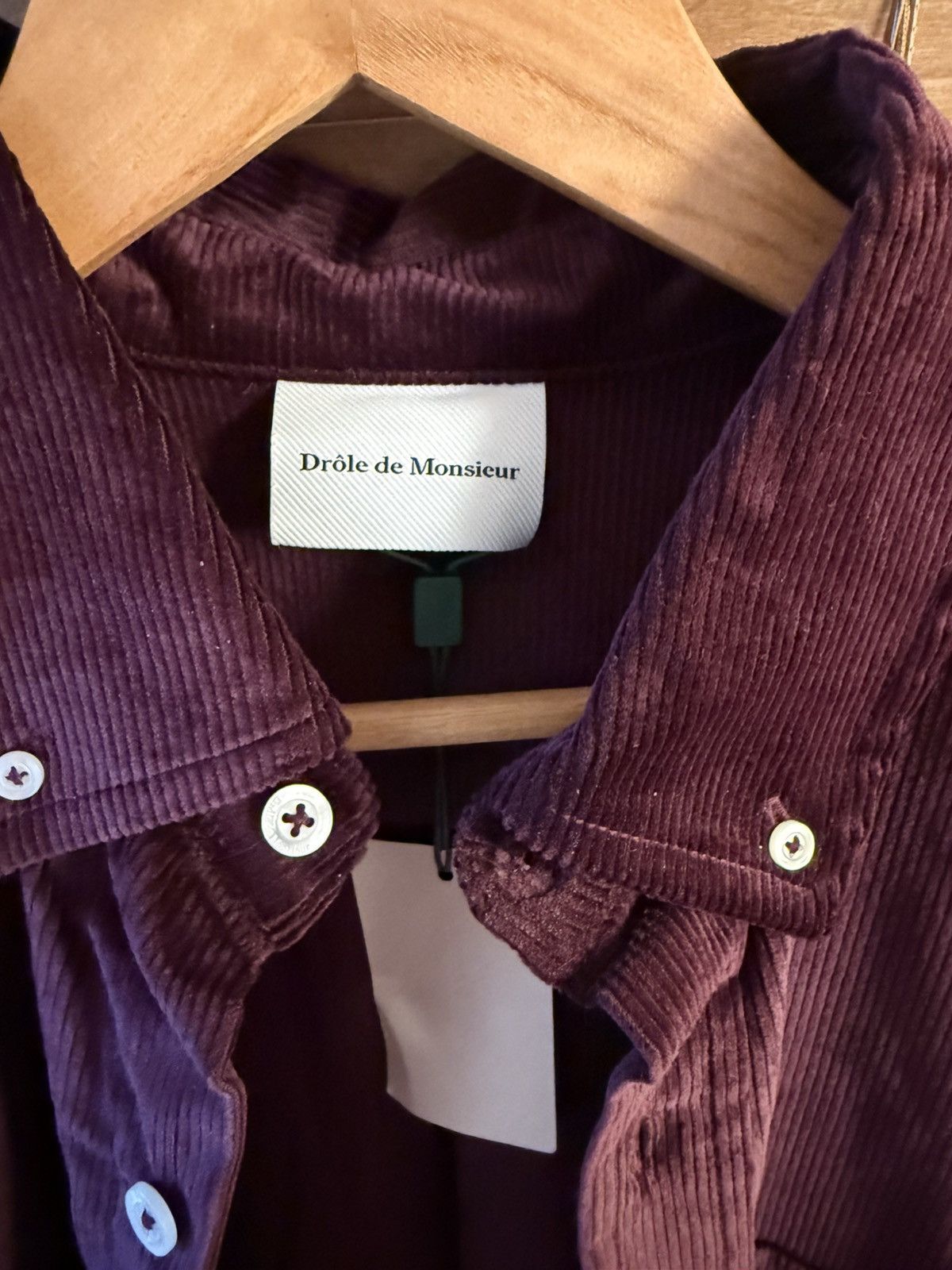 Drole De Monsieur Velour corduroy pearl button down Size US M / EU 48-50 / 2 - 3 Thumbnail