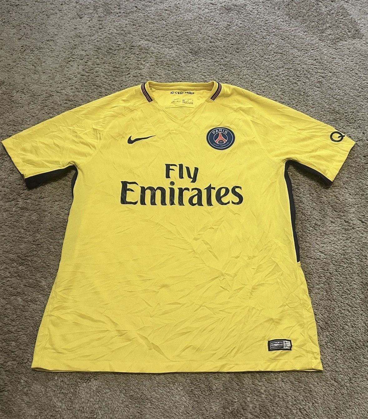 Nike Vintage Psg Nike Soccer Jersey Size US L / EU 52-54 / 3 - 1 Thumbnail