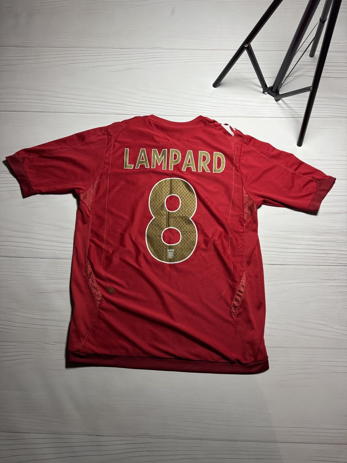 Umbro Vintage Umbro England 2006 away #8 Lampard soccer jersey Size US M / EU 48-50 / 2 - 1 Thumbnail