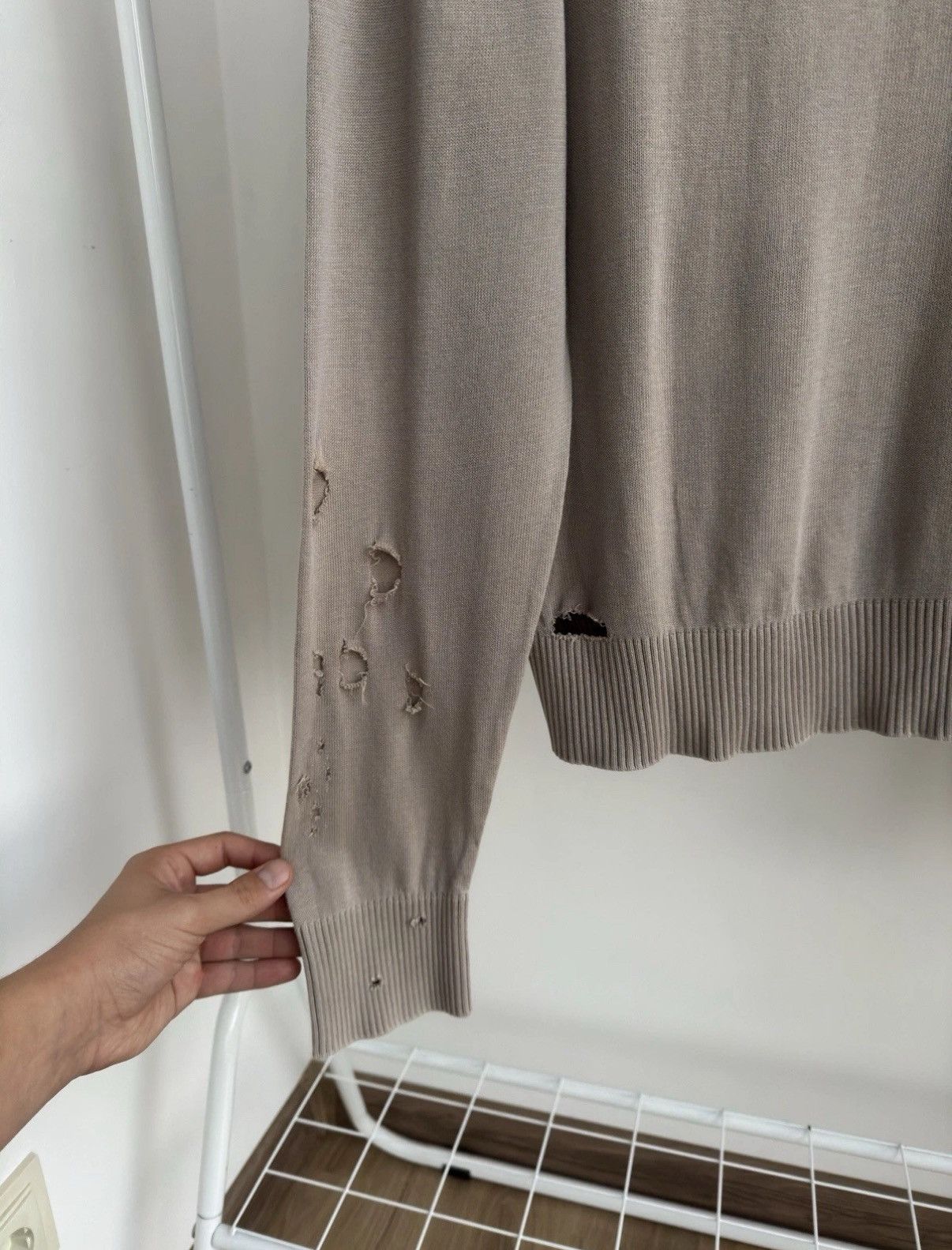 Diesel DIESEL VERY RARE 90s CRASHED AVANT GARDE BEIGE SWEATSHIRT Size US XL / EU 56 / 4 - 8 Thumbnail