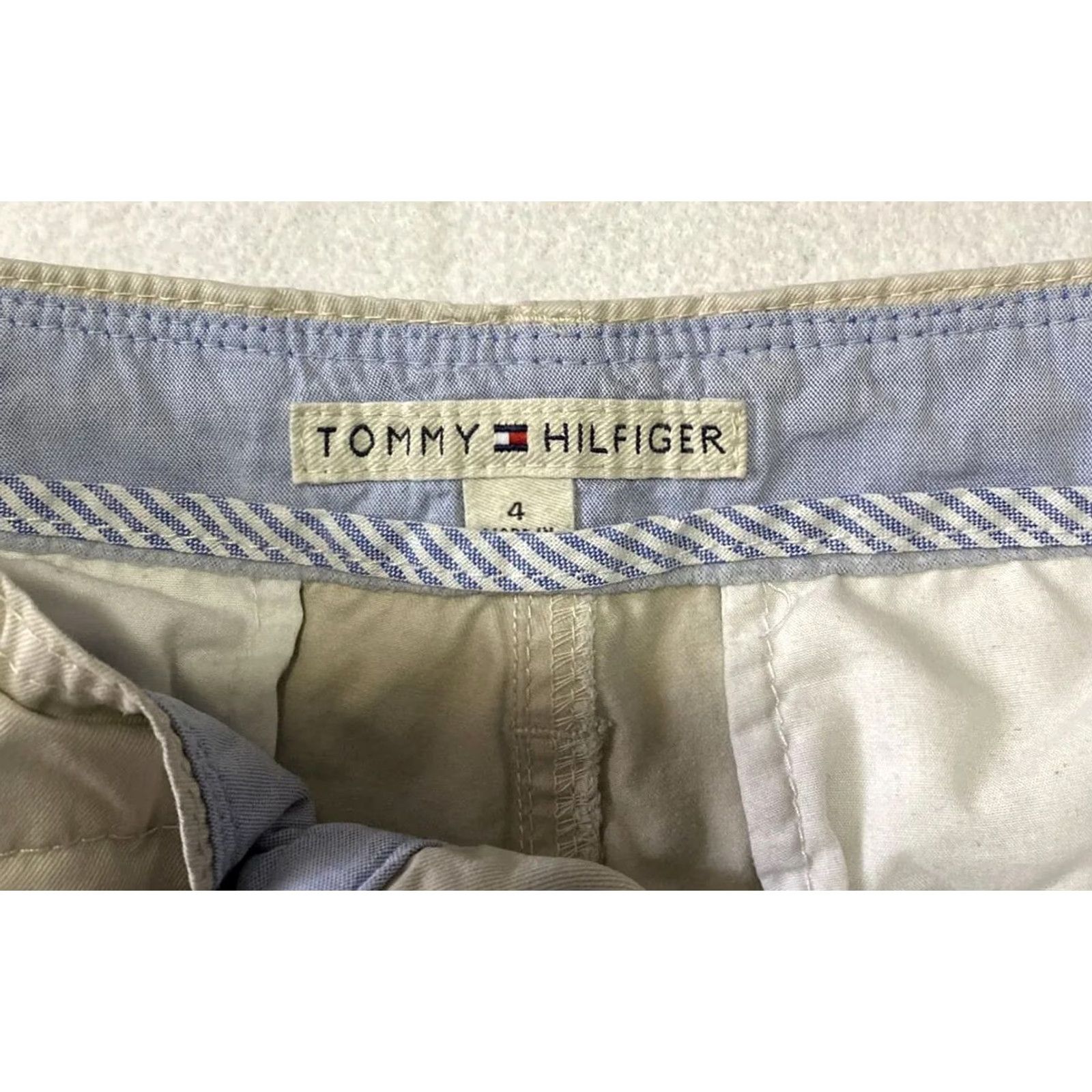 Tommy Hilfiger Tommy Hilfiger Shorts Women's Size 4 Casual Twill 4" Inseam Mid-Rise Tan Logo Size 29" - 4 Thumbnail