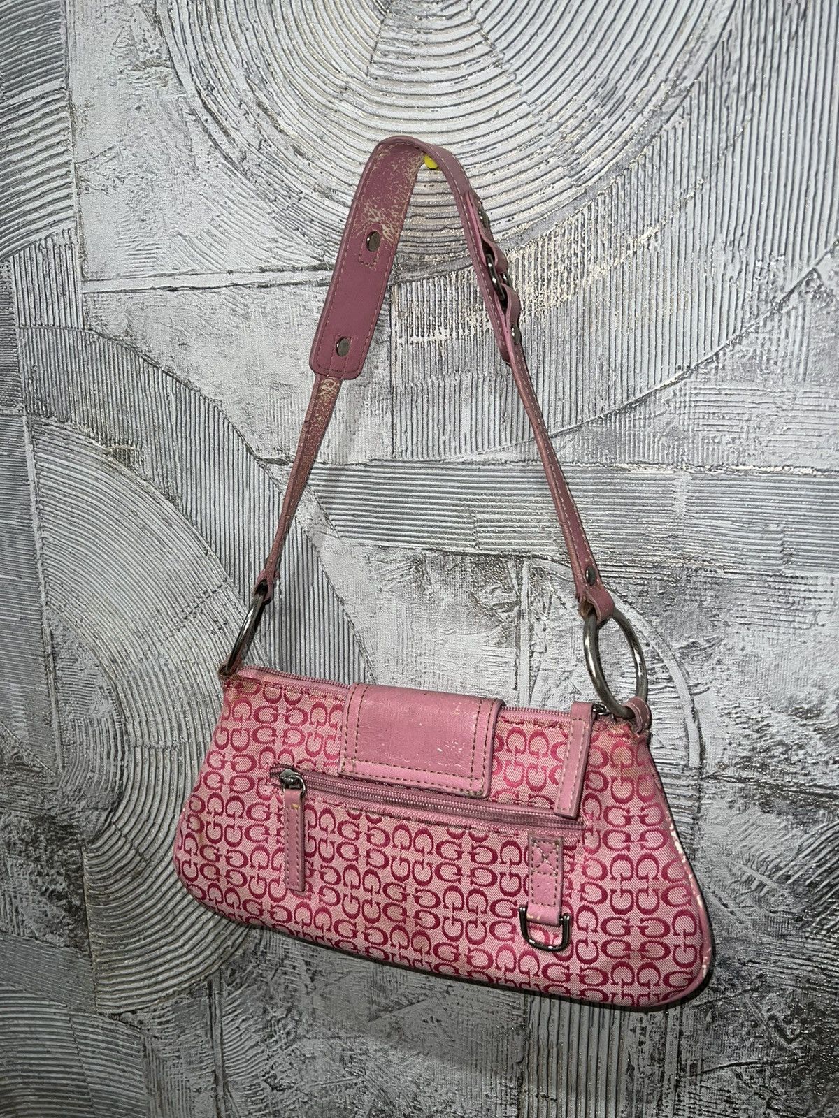 Guess Guess vintage Y2K Mini Monogrammed handbag Studded Size ONE SIZE - 6 Thumbnail