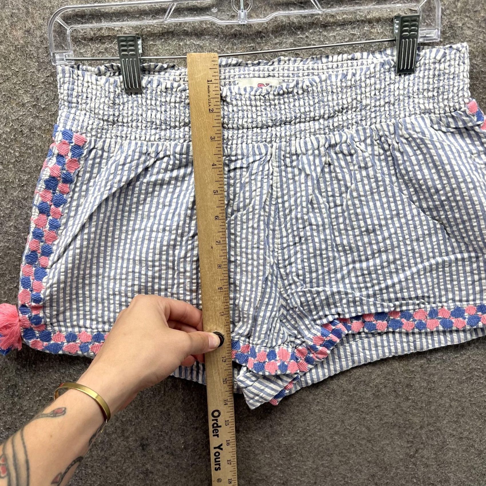 Vineyard Vines Vineyard Vines Shorts Womens Medium Blue Striped Seersucker Tassel Trim Lounge Shorts Size 32" / US 10 / IT 46 - 6 Thumbnail