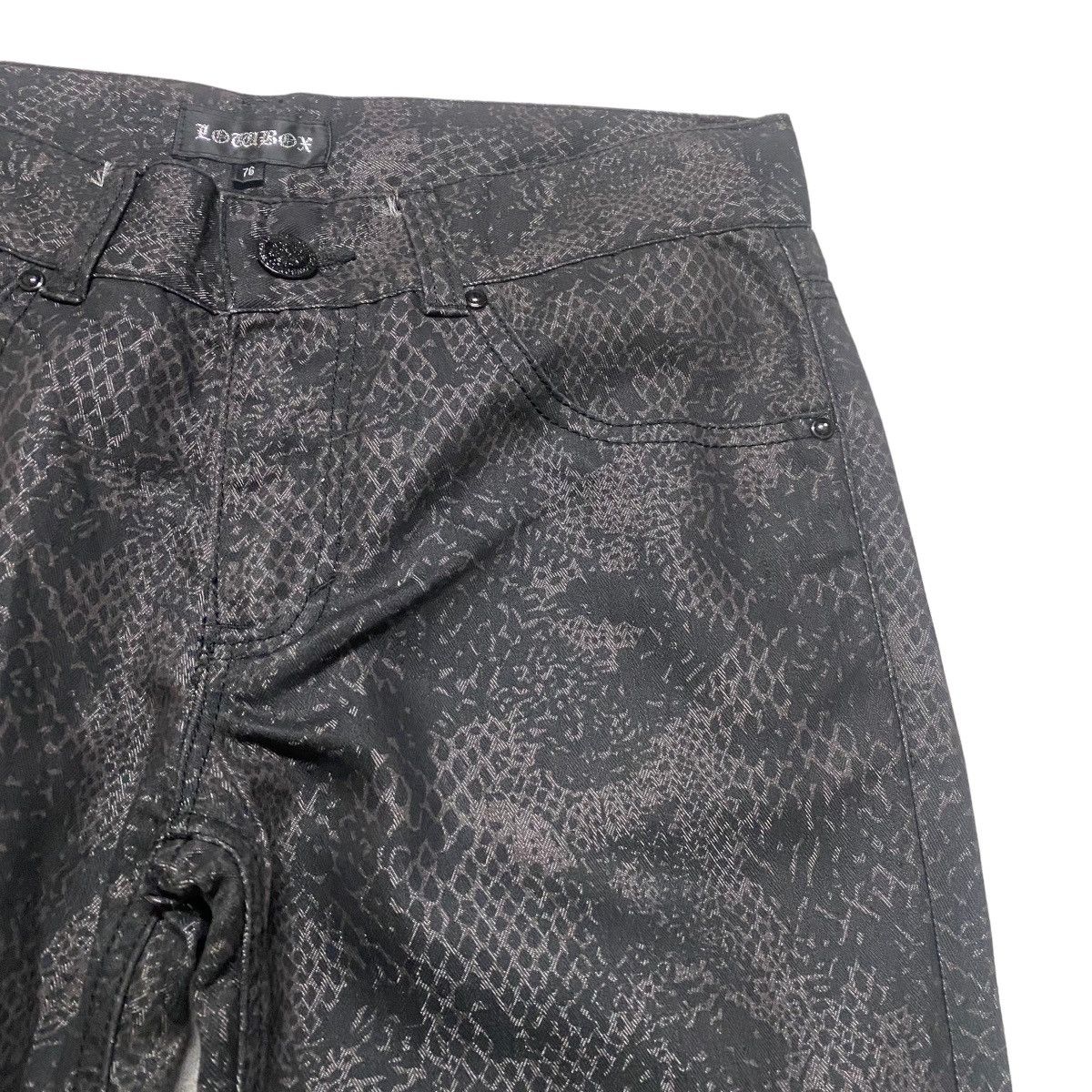 Japanese Brand LOWBOX Snake Pattern Flare Jeans Size US 28 / EU 44 - 5 Thumbnail