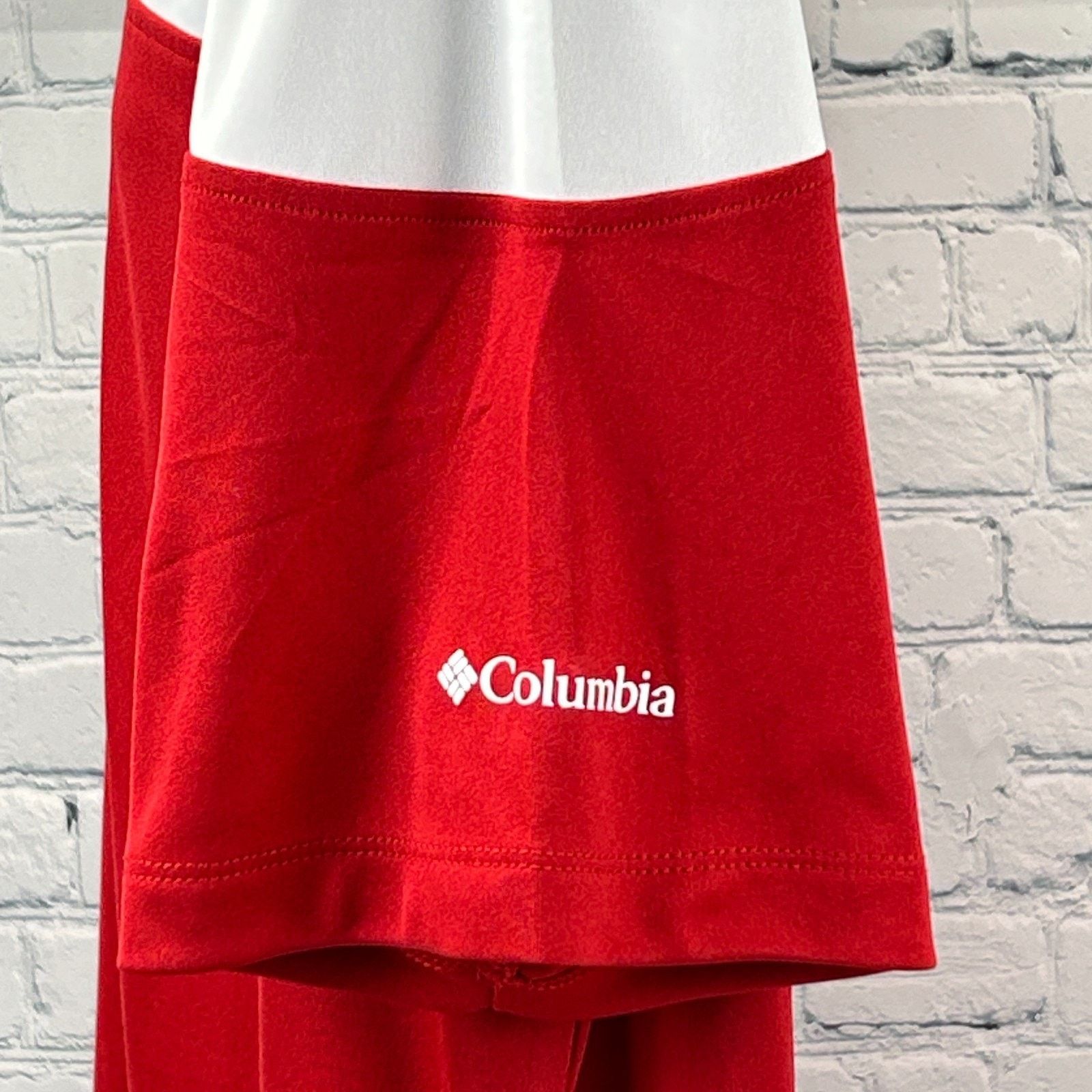 Columbia Toronto Raptors Polo Shirt Red Columbia Golf Omni Wick XL Size US XL / EU 56 / 4 - 4 Thumbnail