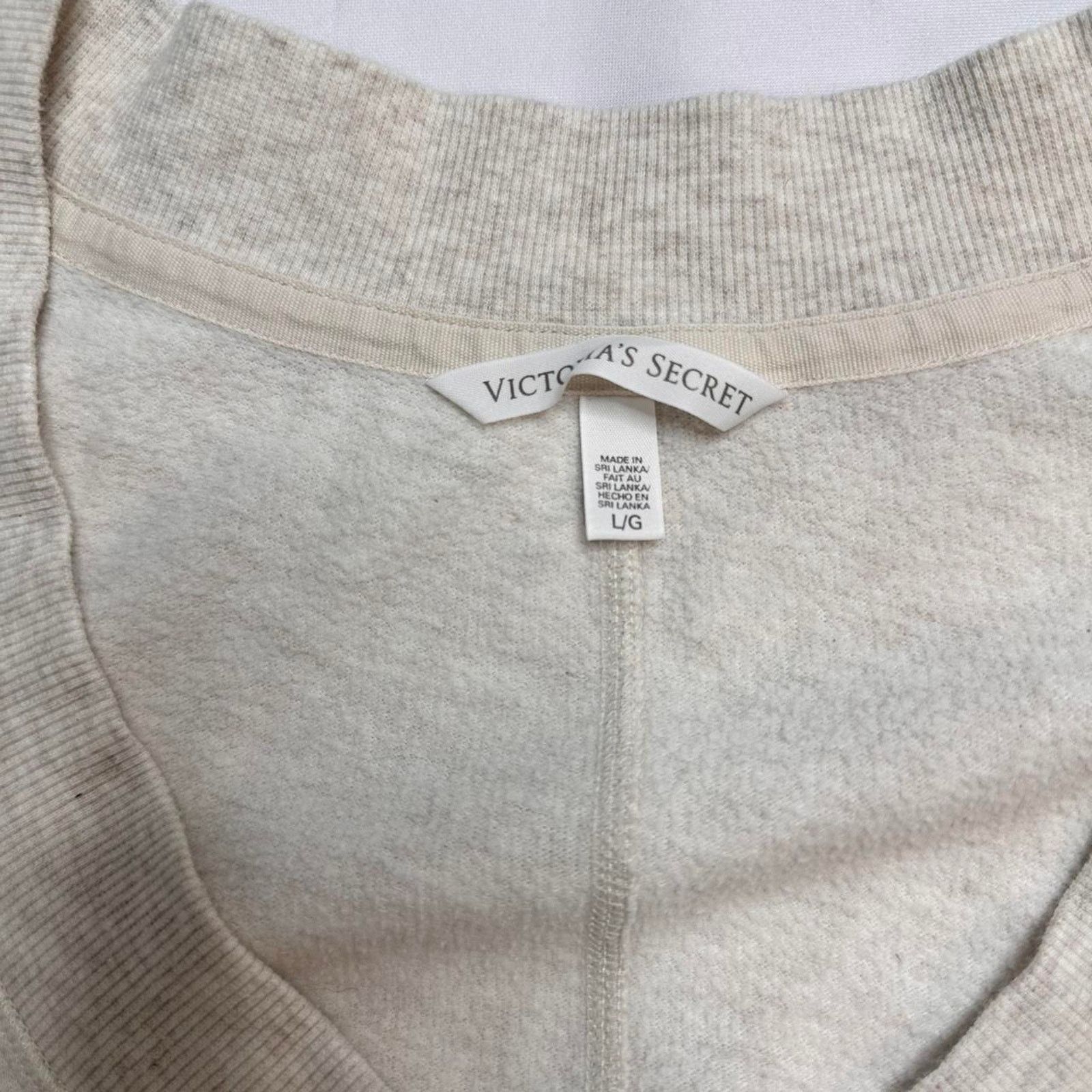 Victoria's Secret Victorias Secret Size Large Oversized Sweatshirt Cotton Size L / US 10 / IT 46 - 2 Thumbnail