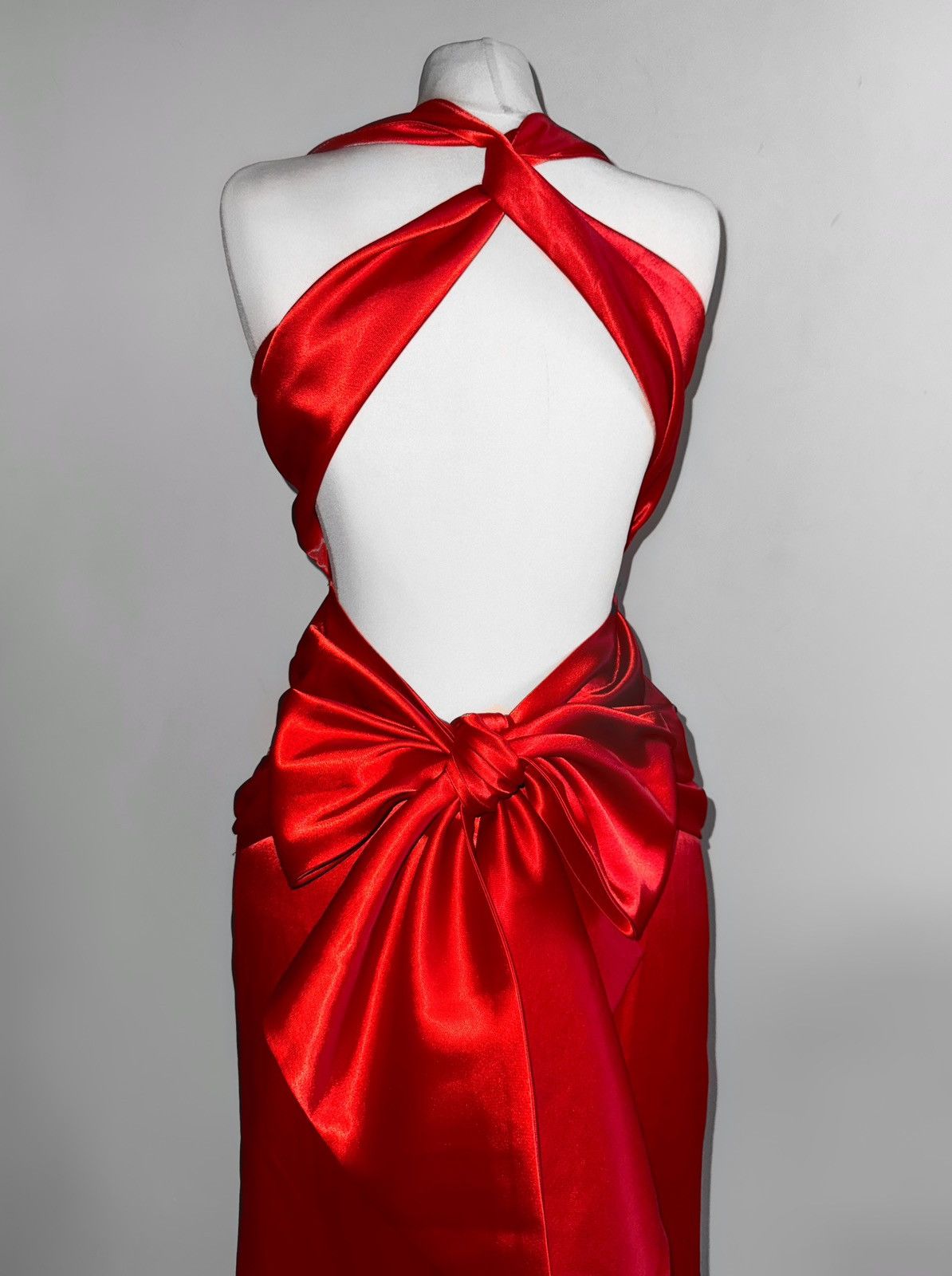 Vintage Stunning long satin dress with an open back Size S / US 4 / IT 40 - 5 Thumbnail
