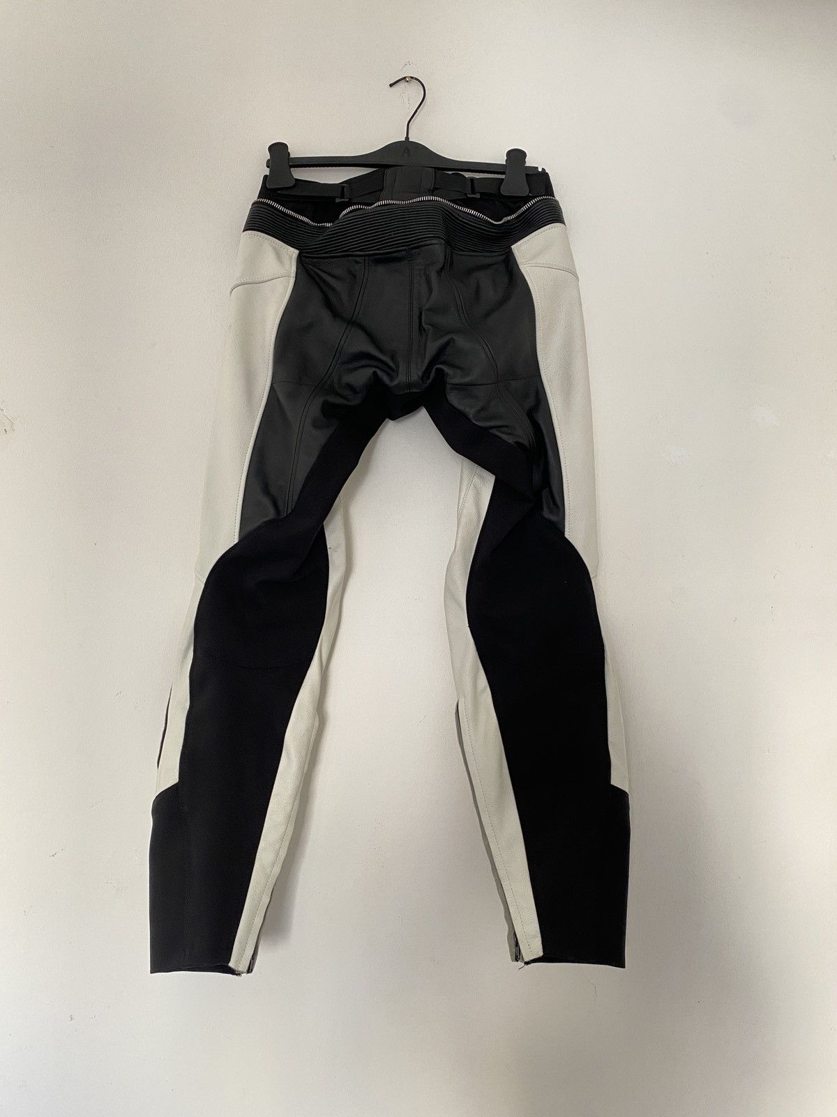 1017 ALYX 9SM Rare sample Alyx / spidi moto leather pant Size US 28 / EU 44 - 4 Thumbnail