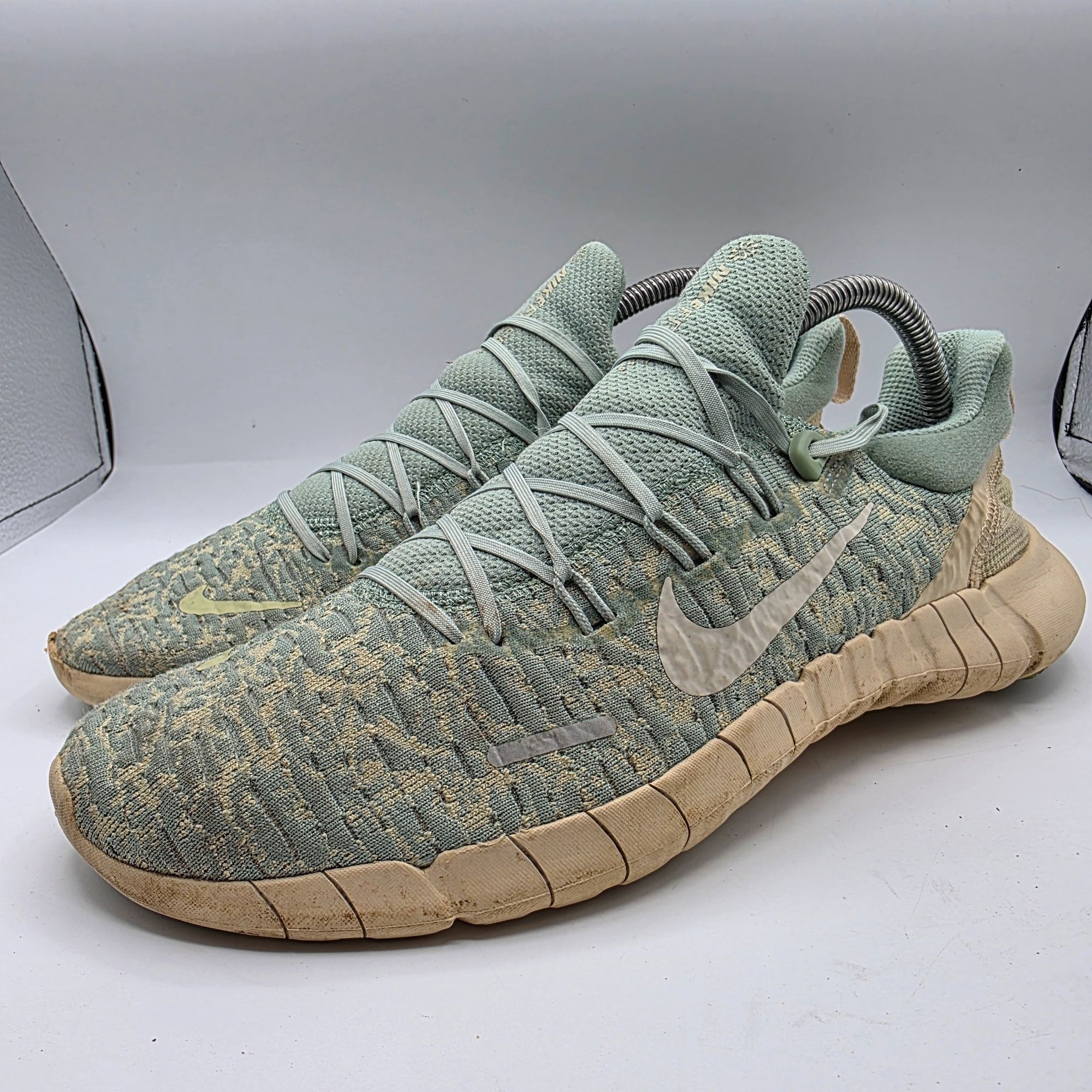Nike Nike Free Run 5.0 Stream Olive Aura Mens Size 9 Athletic Sho Size US 9 / EU 42 - 3 Thumbnail