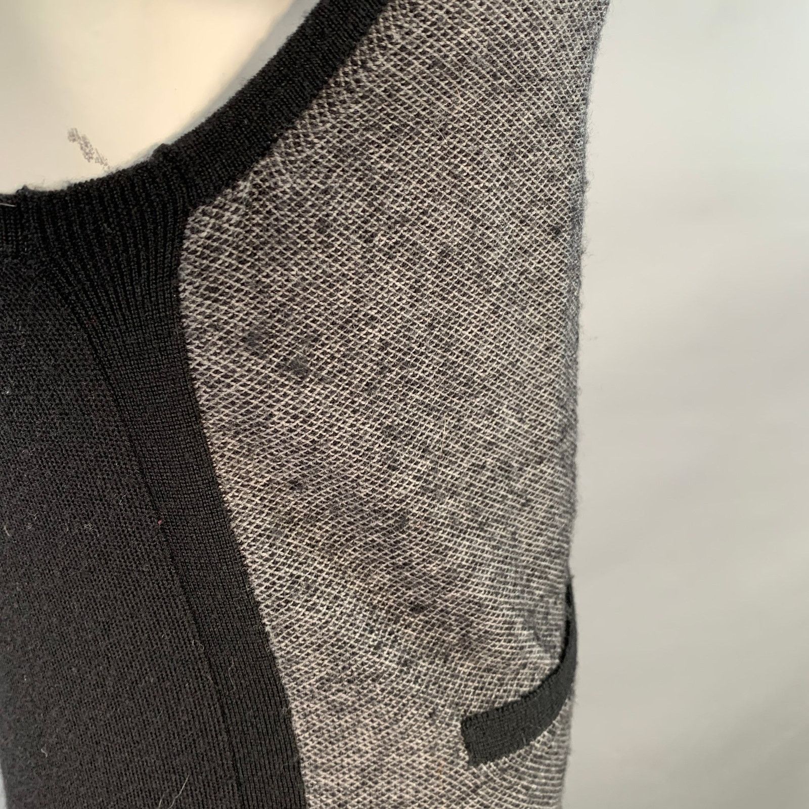 Rag & Bone RAG & BONE Size L Grey Black Geometric Wool V-Neck Vest Size US L / EU 52-54 / 3 - 5 Thumbnail