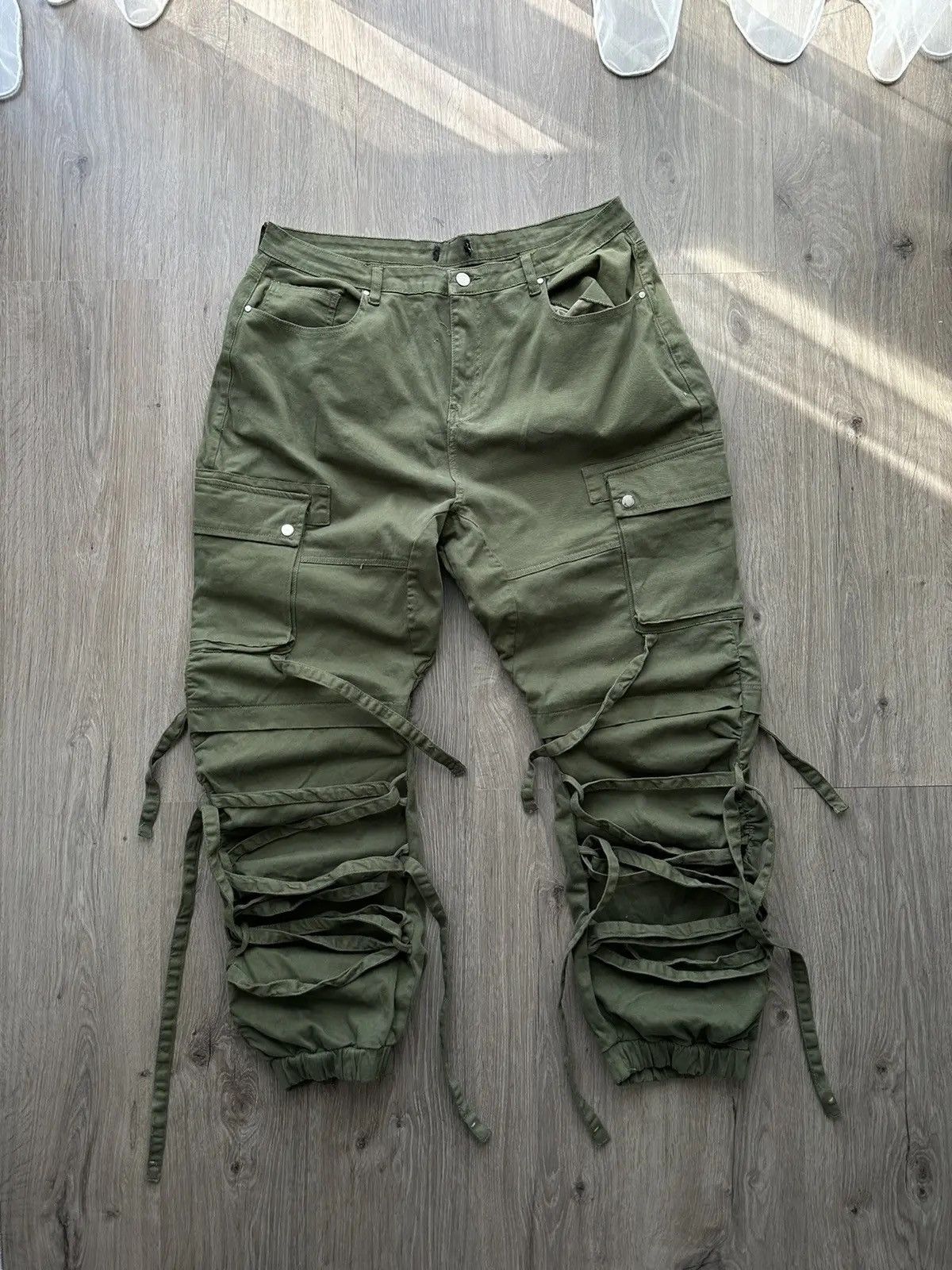 Japanese Brand × Vintage Vintage Japanese Bondage Cargo Multi-Pocket Pants Size US 36 / EU 52 - 2 Thumbnail