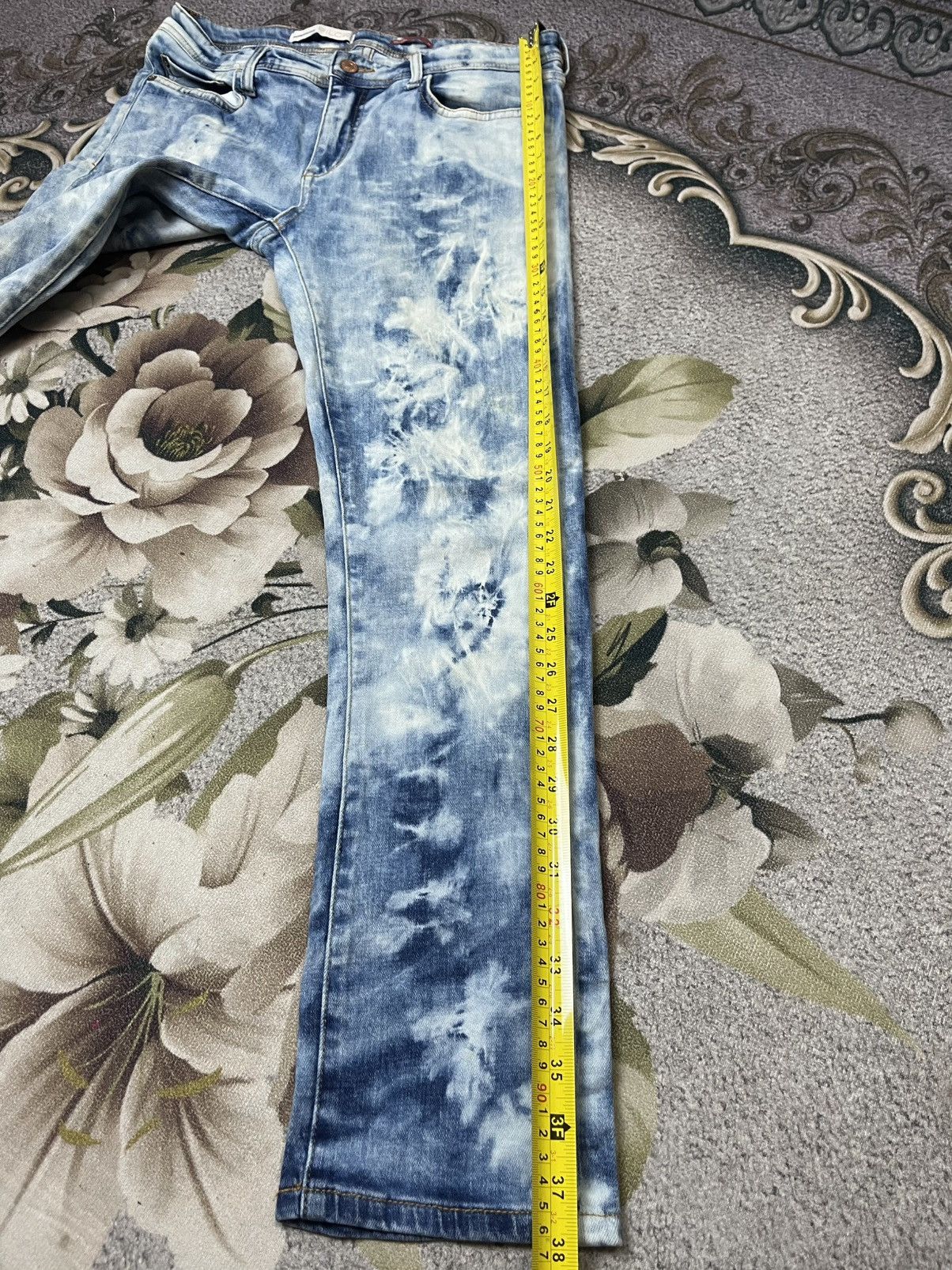 Anthropologie Acid Wash Jeans Stretchable
