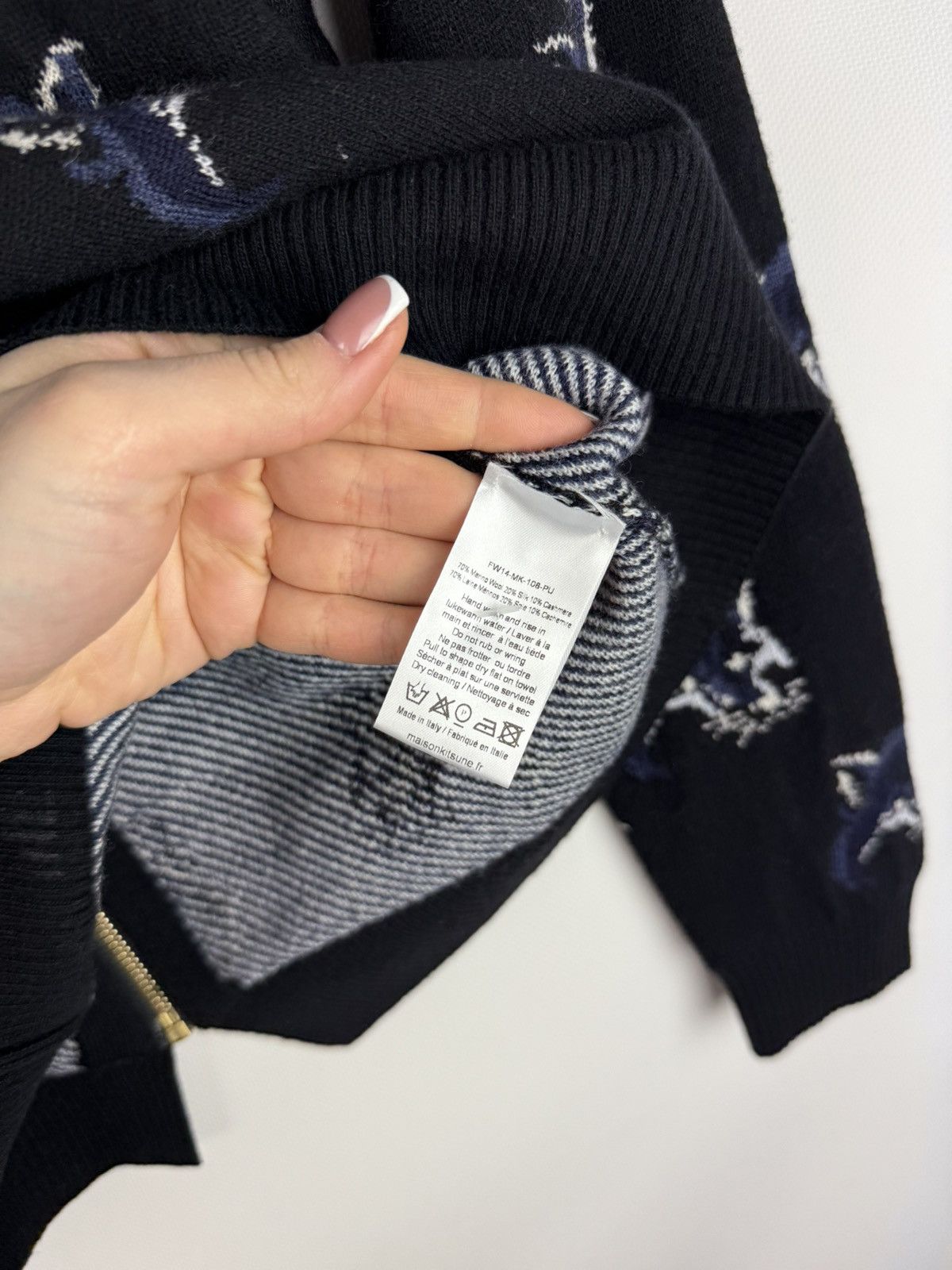 Maison Kitsune Maison Kitsune Multilogo Wool Silk Cashmere Back Zip Sweater Size S / US 4 / IT 40 - 11 Thumbnail