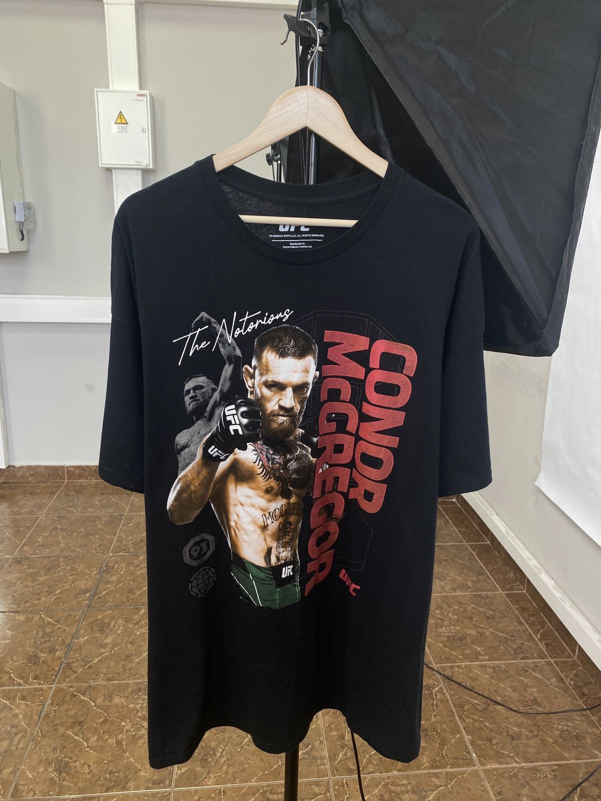 UFC 🇮🇪 Conor McGragor UFC T-Shirt Muay Thai Boxing Kickboxing Size US XL / EU 56 / 4 - 1 Thumbnail