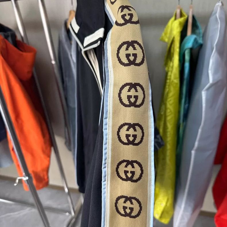 Gucci Gucci Side Logo Stripe Casual Jacket-2508 Size US S / EU 44-46 / 1 - 5 Thumbnail