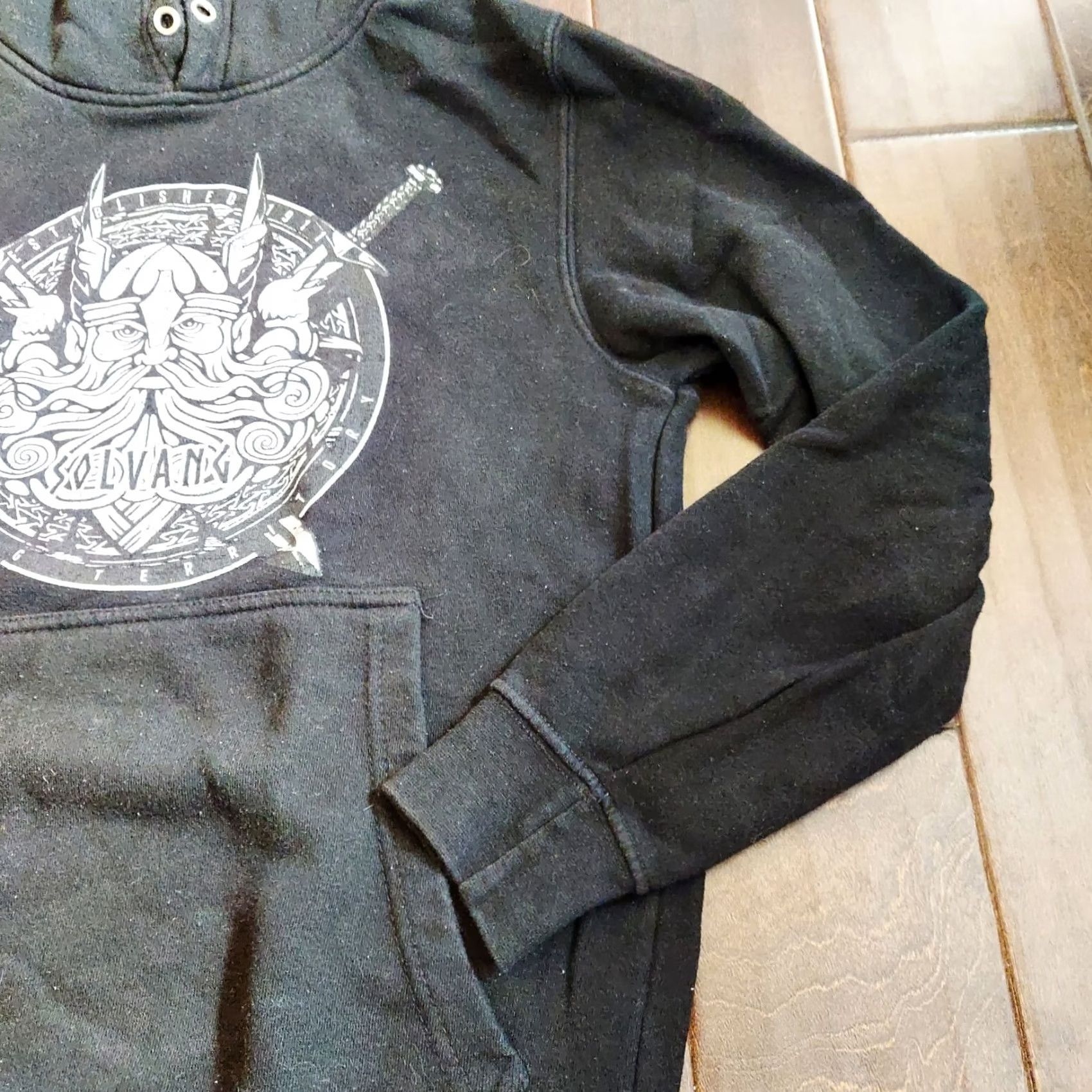 Vintage VINTAGE Lane Seven Solvang Viking Hoodie Mens Shirt S Black Polyester Cotton Pullover Hooded Crew Neck Winter Fall B801 Size US S / EU 44-46 / 1 - 5 Thumbnail