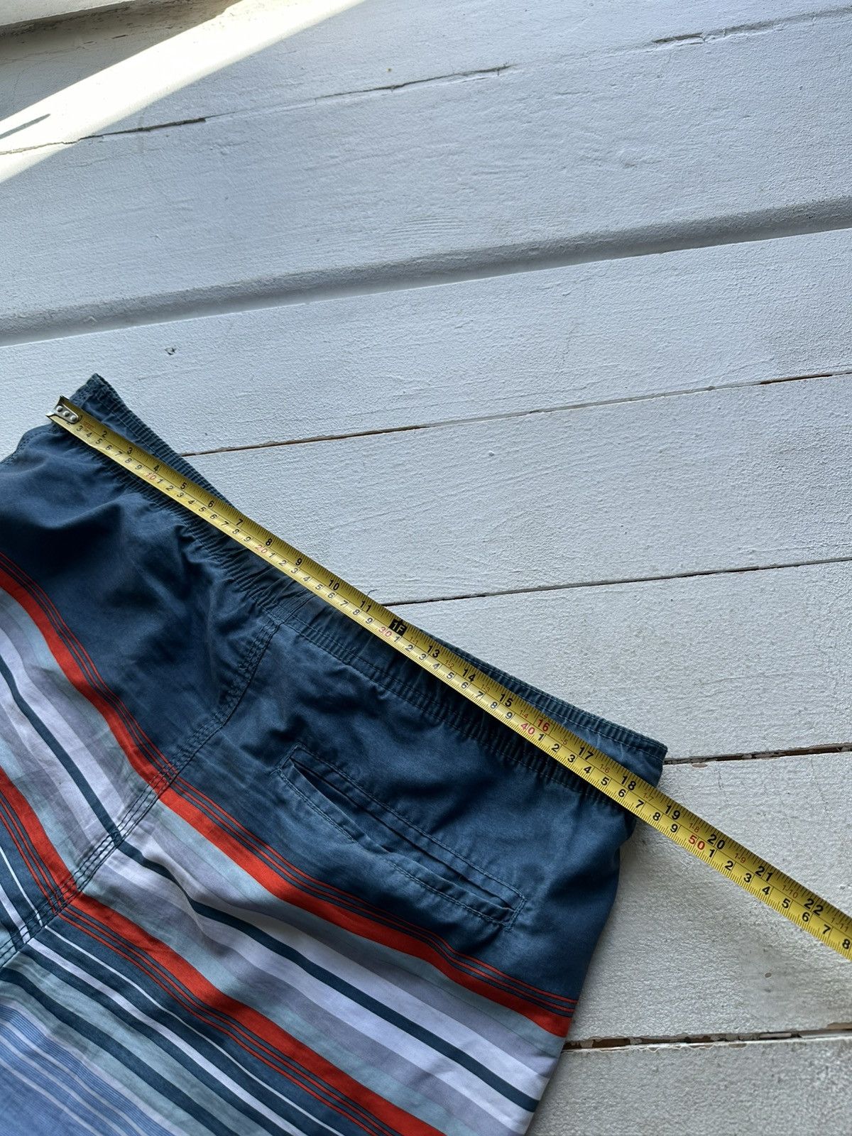 Billabong 🚨RARE BILLABONG BIG LOGO SWIMM SHORTS Y2K SURF VINTAGE Size US 37 - 9 Thumbnail