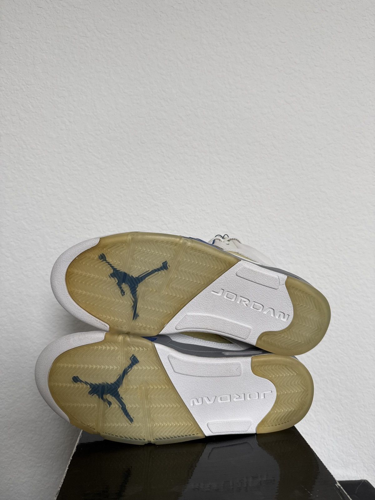 Jordan Brand × Nike Jordan 5 Stealth Size US 10.5 / EU 43-44 - 6 Thumbnail