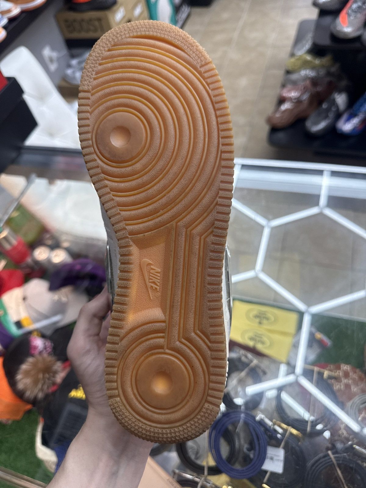 Nike Size 9.5 - Nike Air Force 1 x Travis Scott Sail 2018 Size US 9.5 / EU 42-43 - 13 Thumbnail