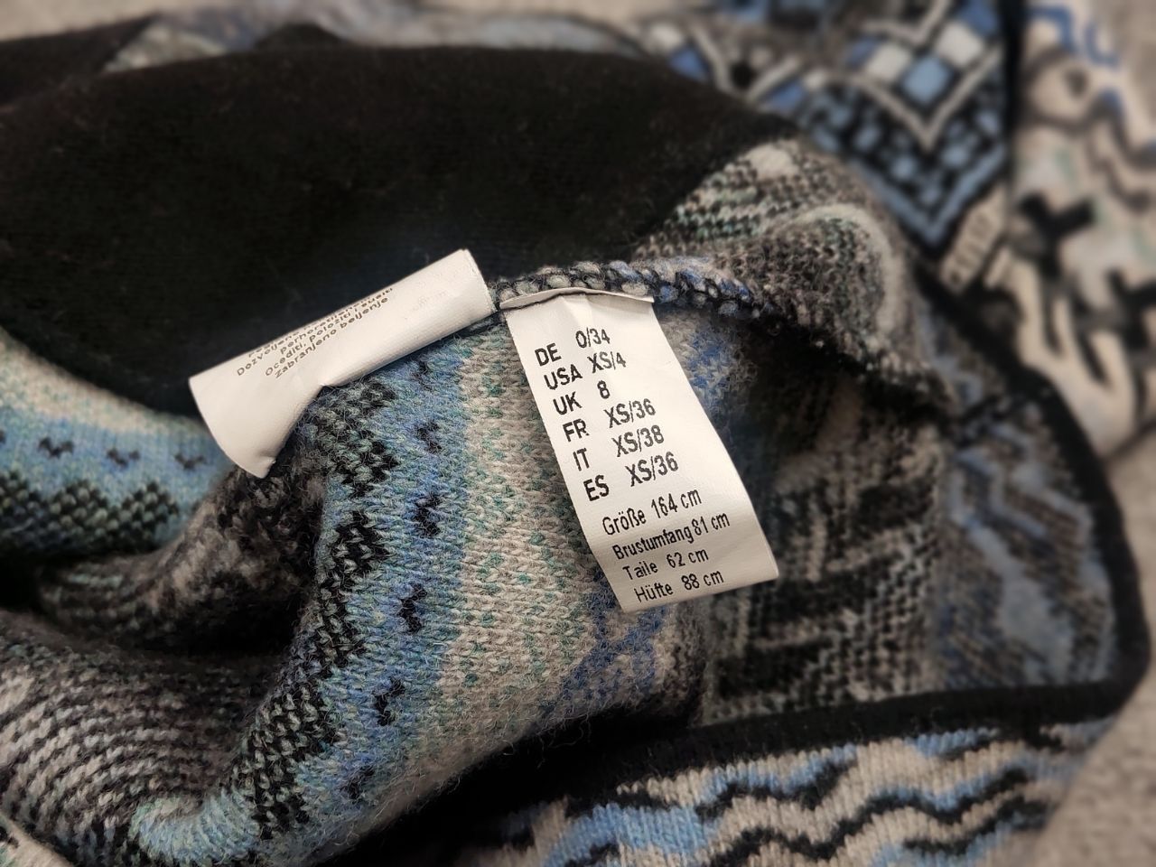 Vintage Vintage Kooi knitwear serbia Design Pattern Zip Knit Sweater Size M / US 6-8 / IT 42-44 - 20 Thumbnail