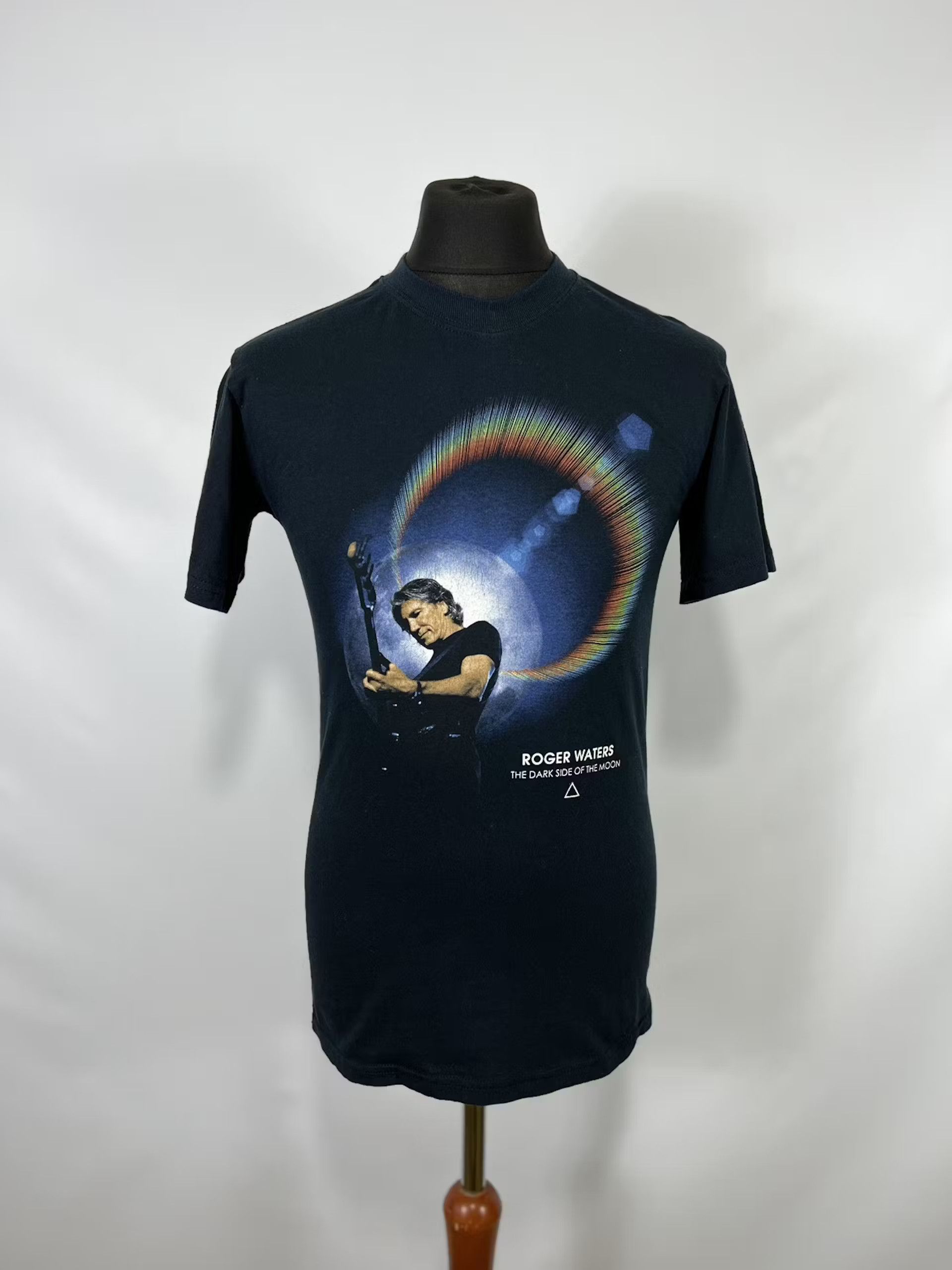 Band Tees × Pink Floyd × Vintage Vintage Roger Waters World Tour 2007 Pink Floyd T-shirt Size US S / EU 44-46 / 1 - 1 Thumbnail