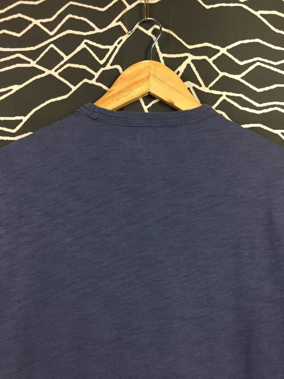 Gap GAP Japan Flag Logo Essential Crew Tee Size XS Size US XS / EU 42 / 0 - 8 Thumbnail