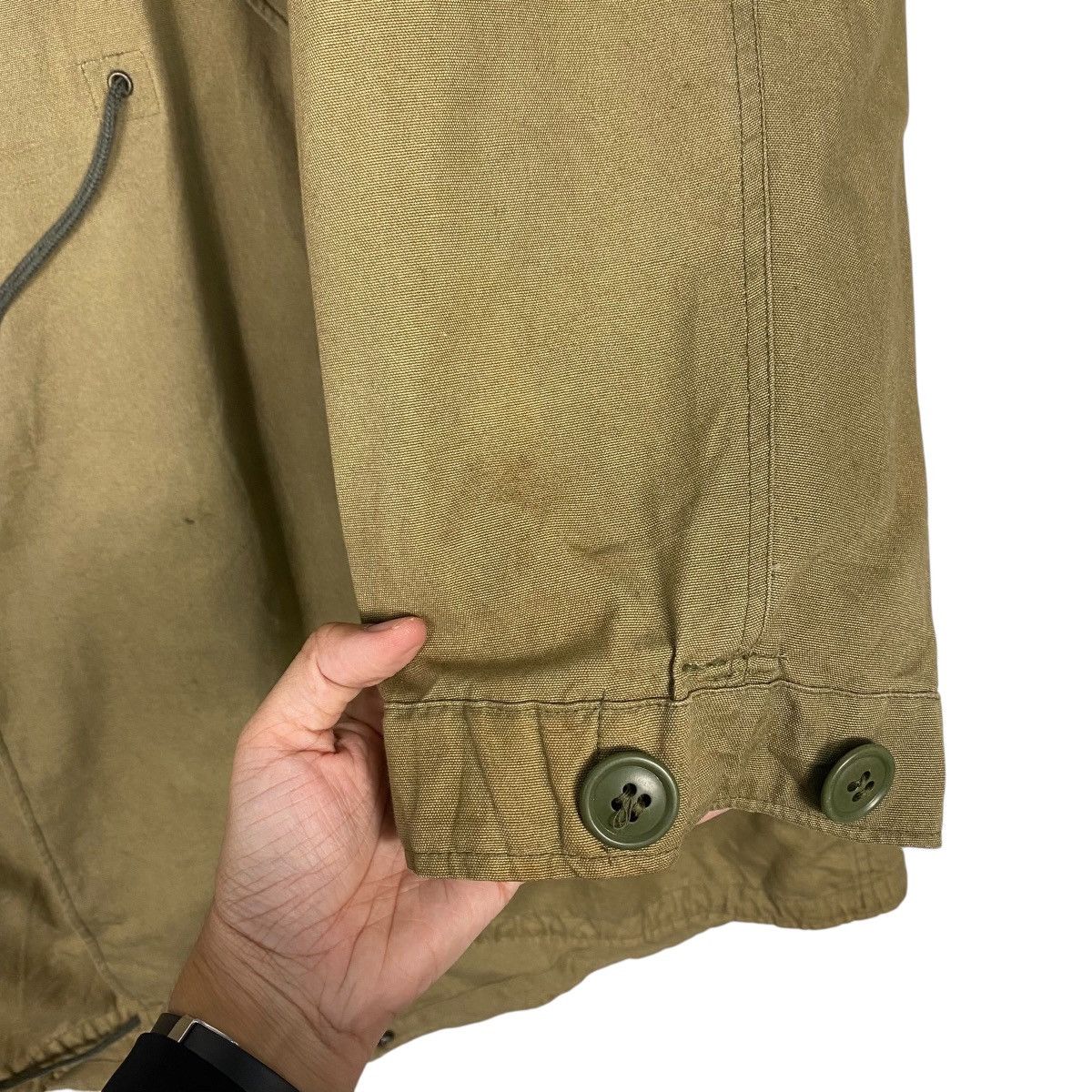 Buzz Rickson's military fishtail parka inspired by the U.S. Army M-51 model Size US XL / EU 56 / 4 - 14 Thumbnail