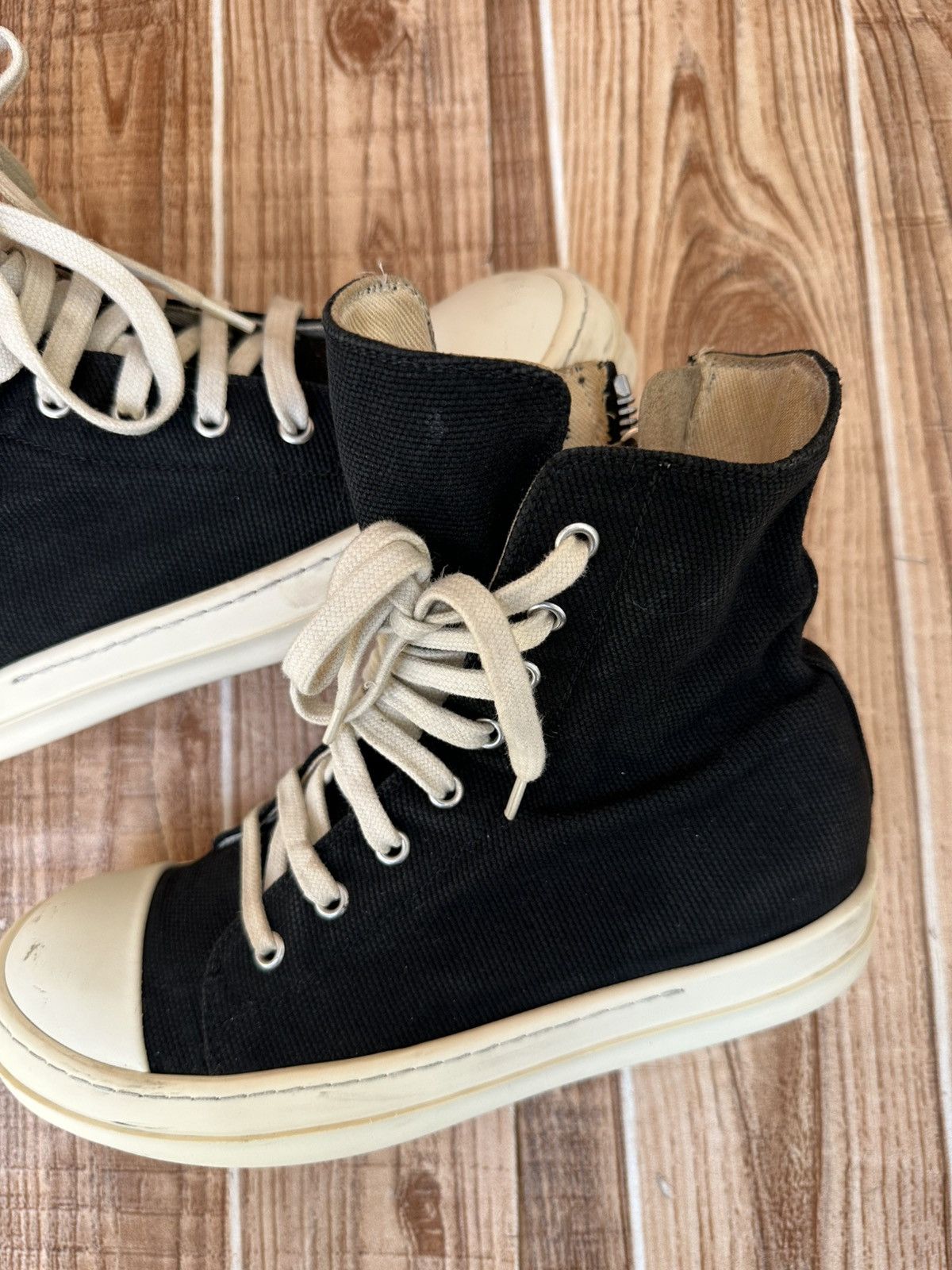 Rick Owens Rick Owens DRKSHDW Canvas Ramones Black Milk Low tops Size US 8.5 / IT 38.5 - 11 Thumbnail