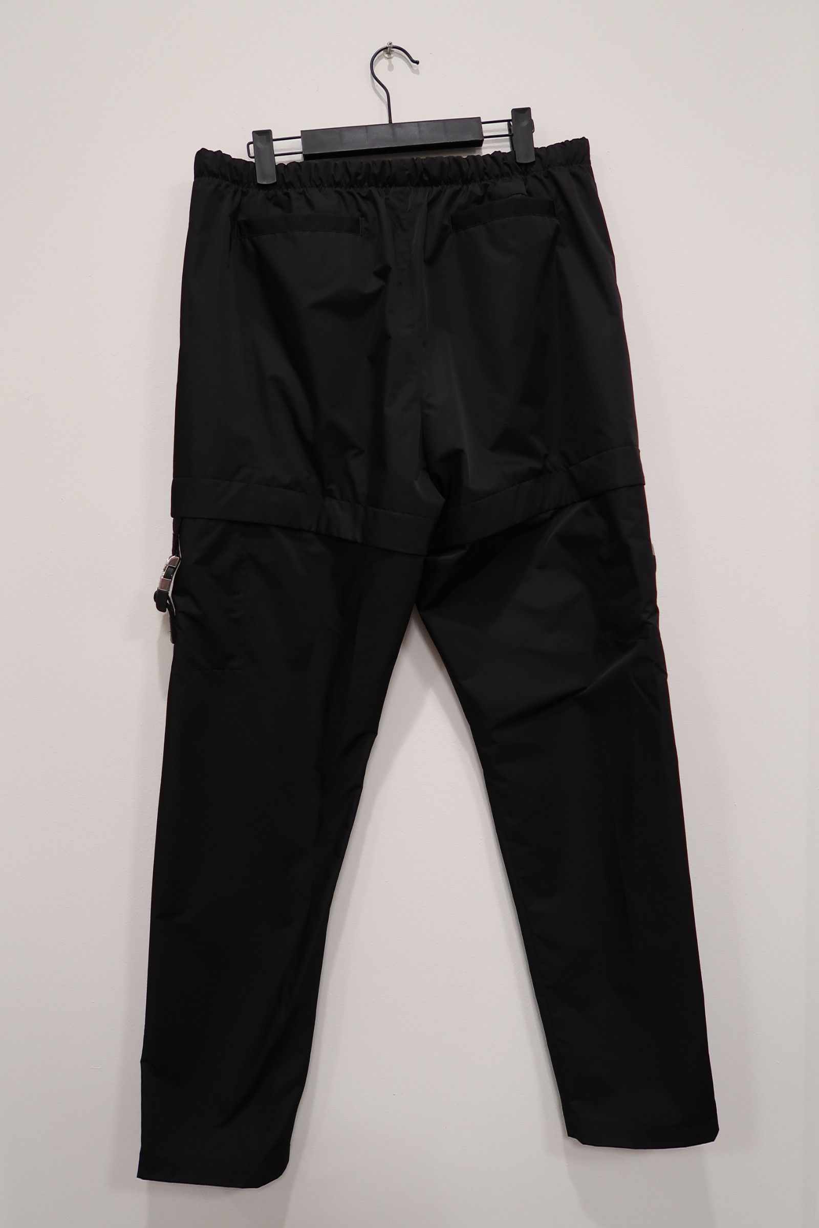 Givenchy GIVENCHY Black 4G Buckle Cargo Trousers Size US 34 / EU 50 - 2 Thumbnail