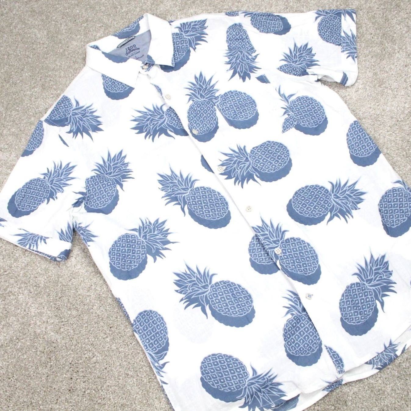Izod IZOD Saltwater Pineapple AOP Shirt Mens Large White Short Sleeve Button-Up Casual Hawaiian Classic Mens L White Pineapple Pattern Size US L / EU 52-54 / 3 - 5 Thumbnail