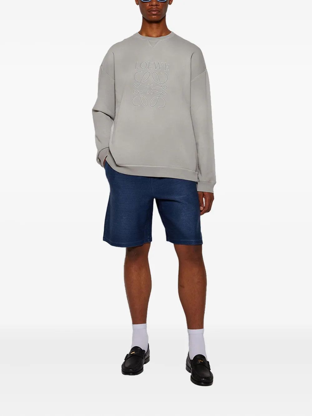 Loewe o1mle0226 Logo Patch Bermuda Shorts in Blue Size US 32 / EU 48 - 2 Thumbnail