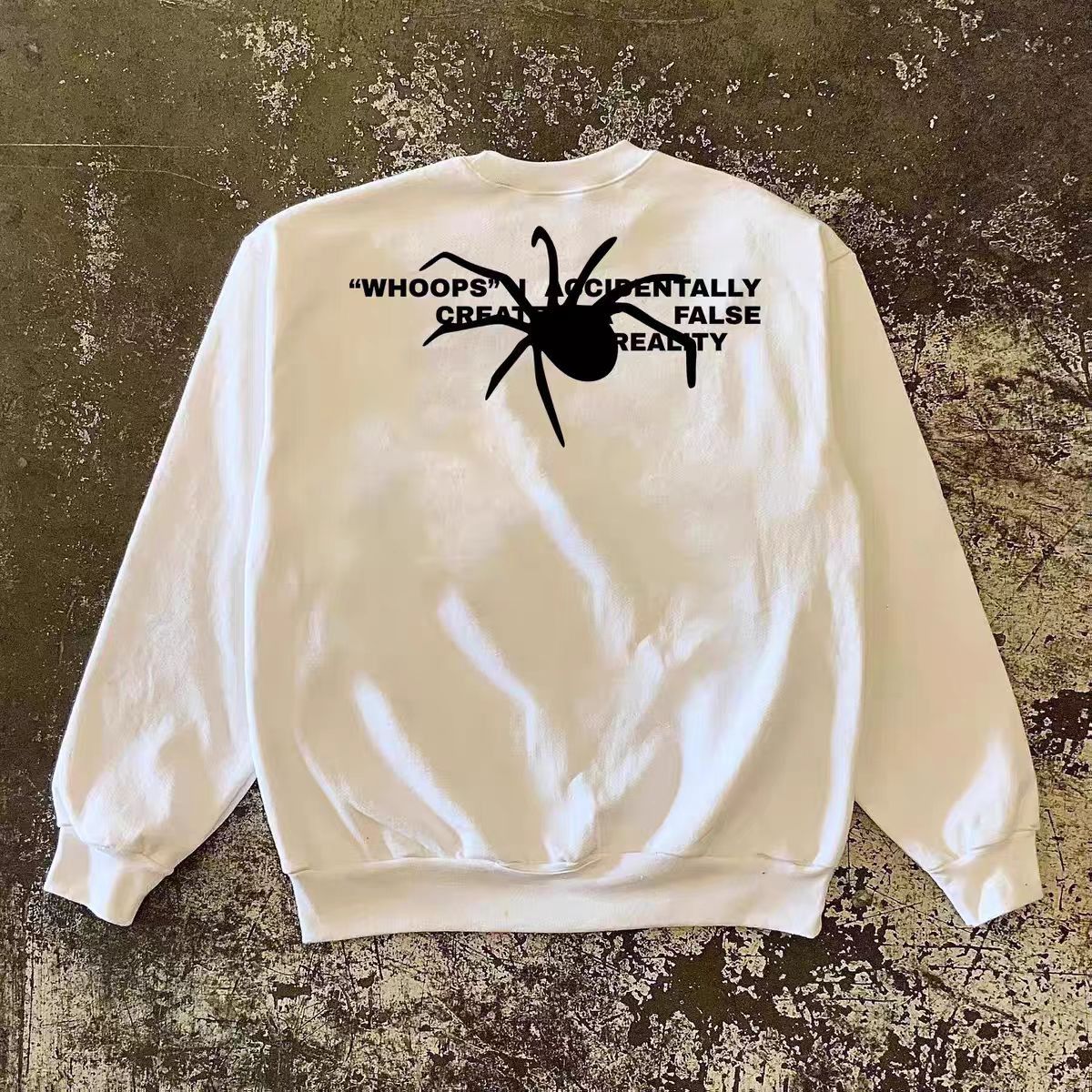 Vintage White washed retro spider print sweatshirt y2k Size US M / EU 48-50 / 2 - 1 Thumbnail
