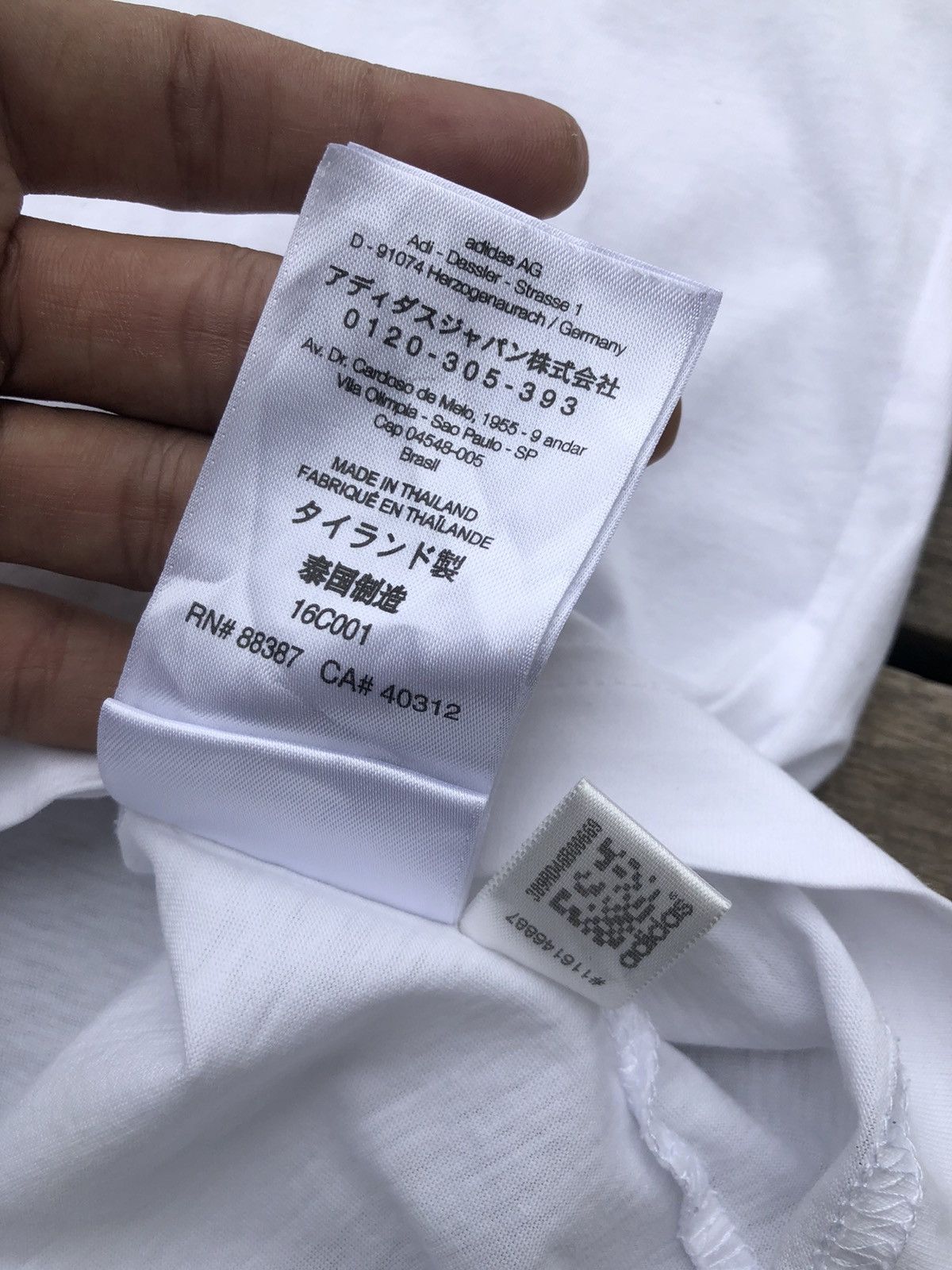 Adidas × Y-3 × Yohji Yamamoto Y-3 Yohji Yamamoto X Adidas Logo Tshirt Size US M / EU 48-50 / 2 - 5 Thumbnail