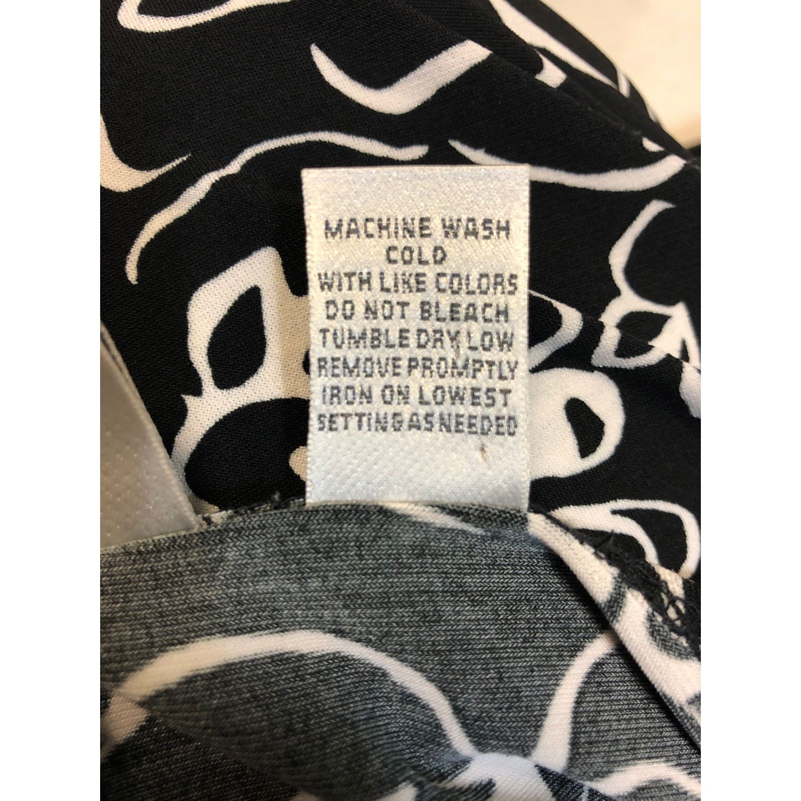Chicos Women’s Chico’s black and white dress Size XXL / US 16-18 / IT 52-54 - 4 Thumbnail