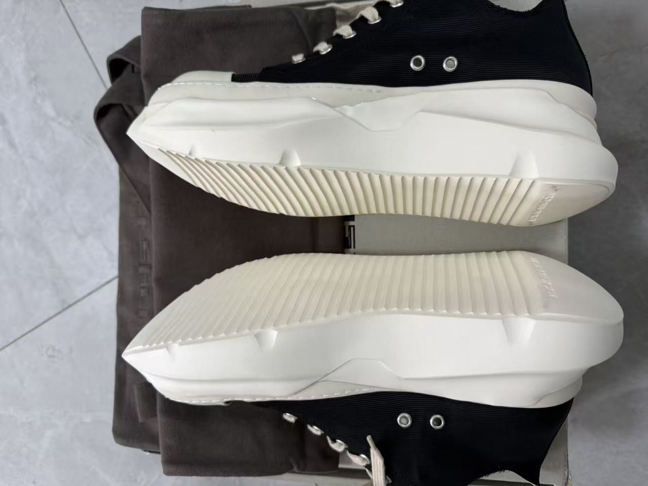 Rick Owens Rick Owens Hi-Top Sneakers Size US 9.5 / EU 42-43 - 3 Thumbnail