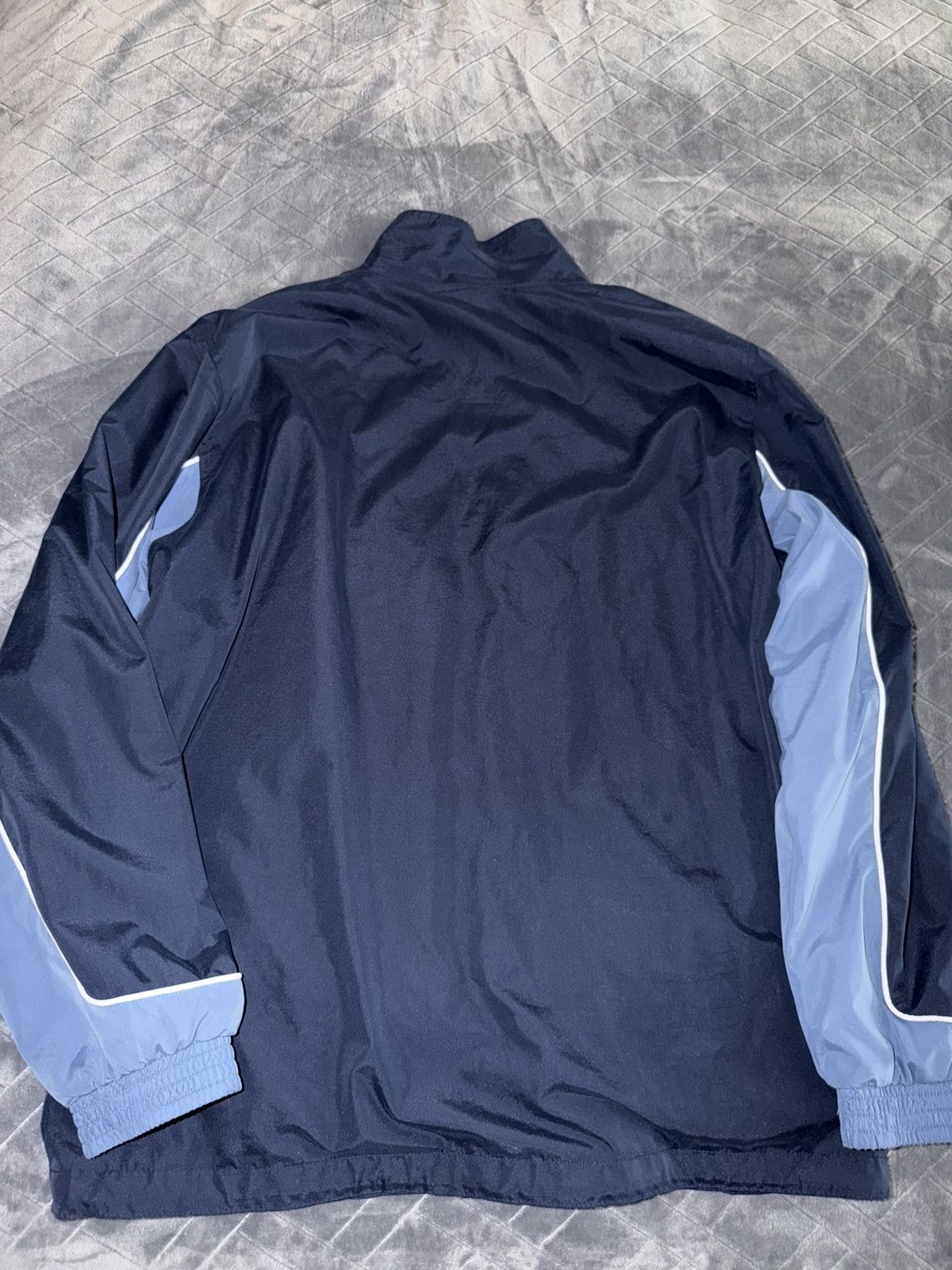 Reebok Vintage reebok windbreaker jacket Size US L / EU 52-54 / 3 - 3 Thumbnail