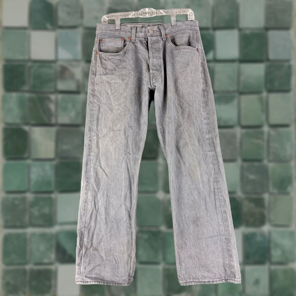 Levi's Levi's 501 Jeans Mens 33x30 Gray Straight Leg Button Fly Denim Original Fit Size US 33 - 1 Thumbnail
