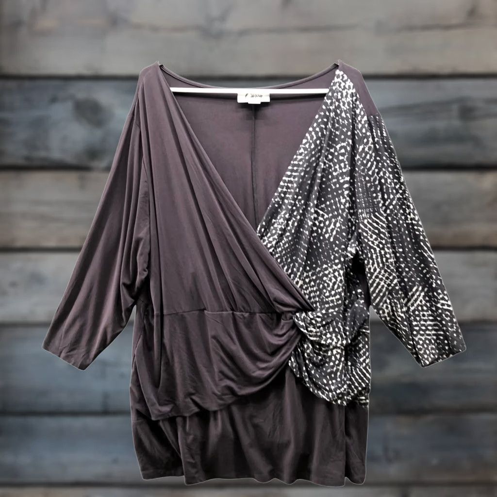 Vintage Catherines Top Womens 3X Gray Curvy Collection Surplice Faux Wrap Geometric Size XXL / US 16-18 / IT 52-54 - 1 Thumbnail