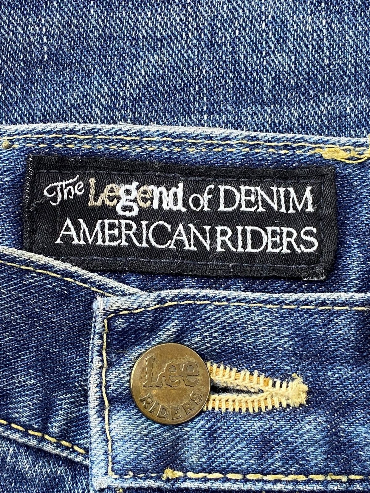 Lee Lee Riders Light Blue Wash Whiskered Style Skinny Leg Jeans Size US 31 - 10 Thumbnail