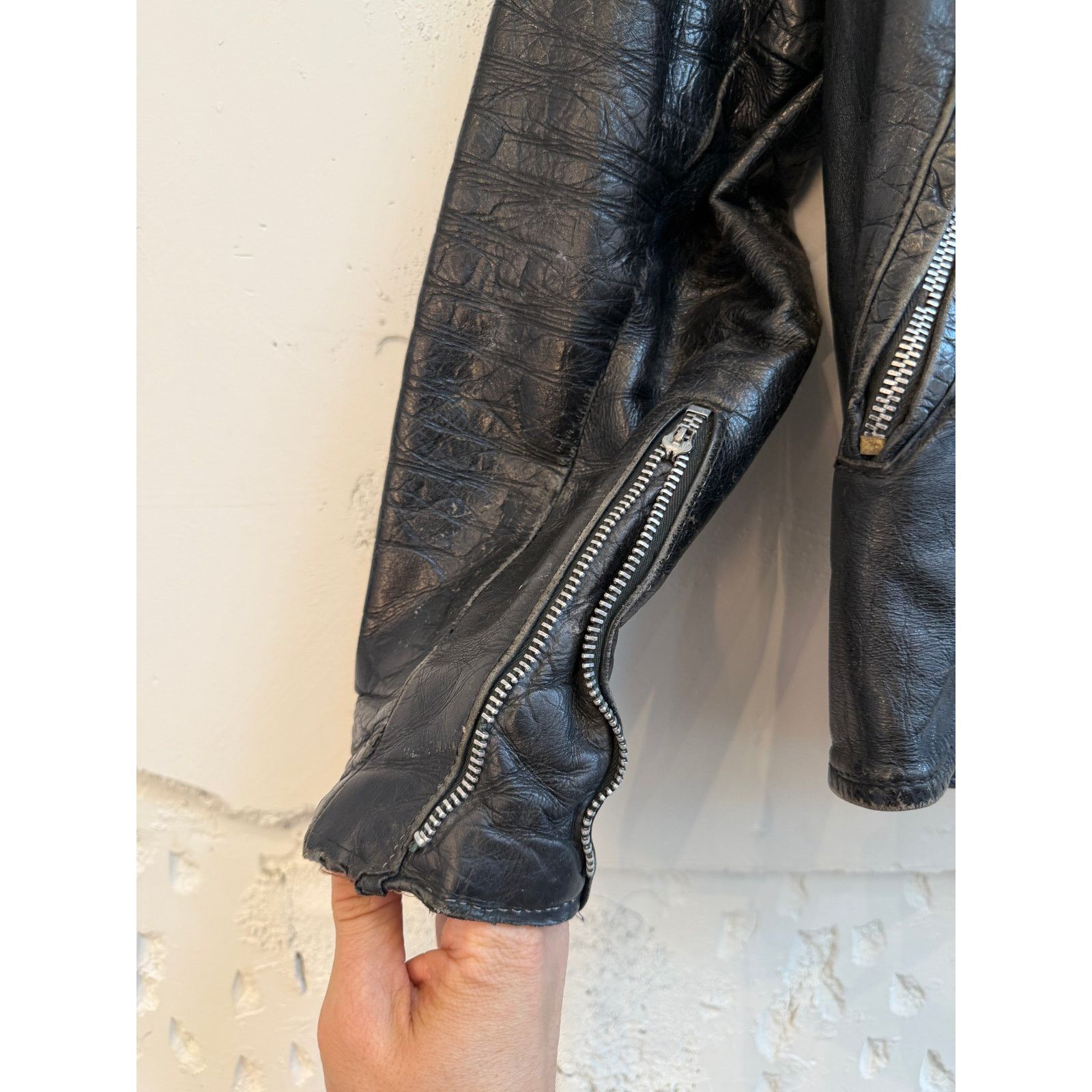 Vintage Vintage 60's Leather Motorcycle Biker Jacket Size US L / EU 52-54 / 3 - 5 Thumbnail