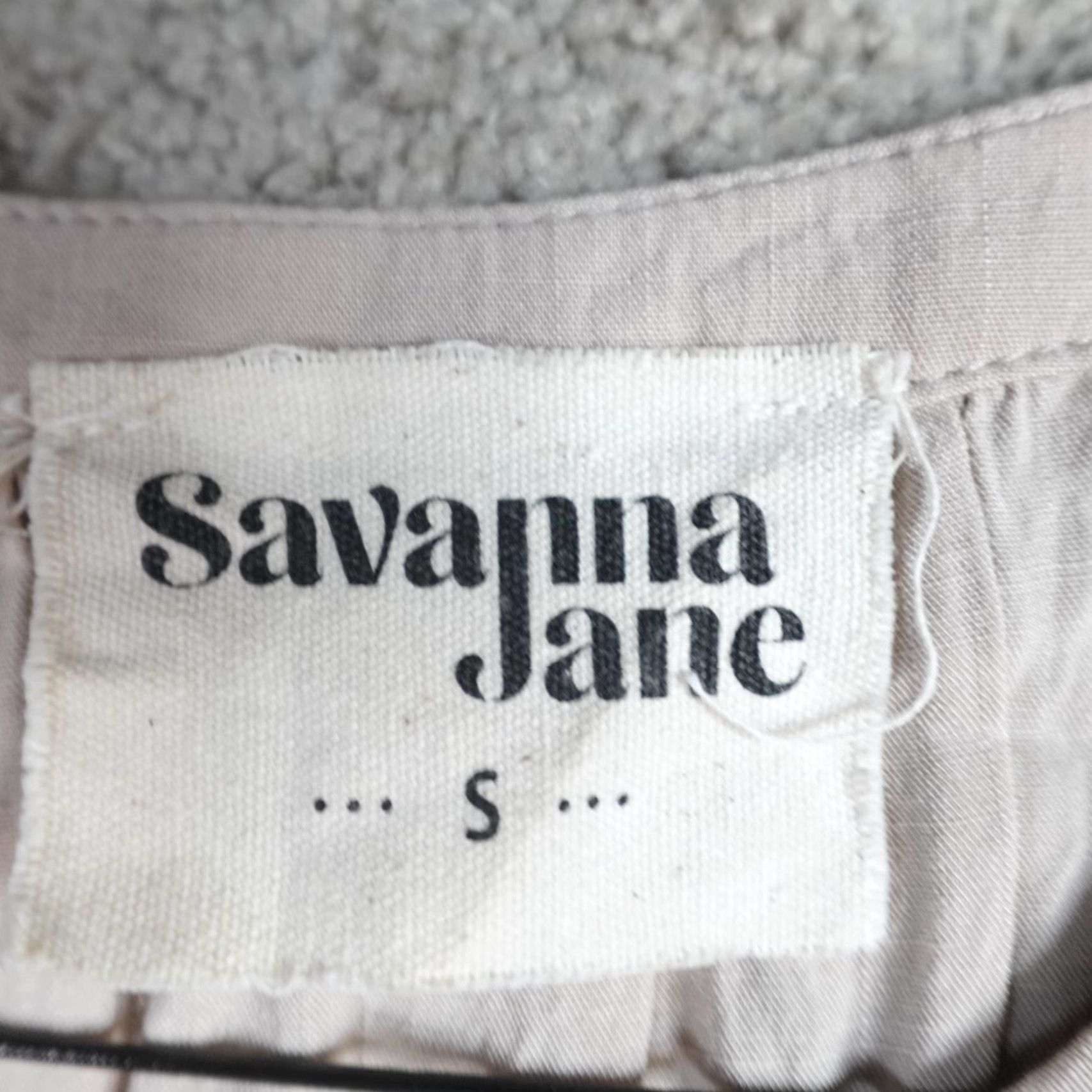 Pinko Savanna Jane Blouse Shirt Pink Small Floral Embroidered Rayon V-Neck Short Sleeve Womens Minor Details: Pullover Size S / US 4 / IT 40 - 2 Thumbnail